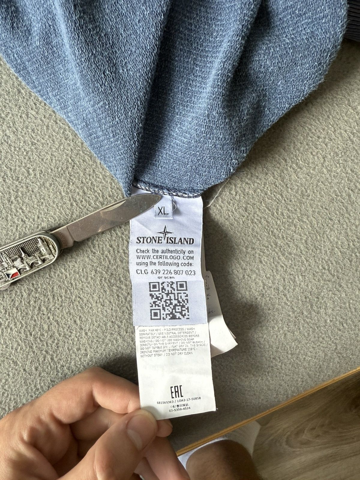 Stone Island Stone Island Garment Dyed Blue Compass Patch Crewneck Size US XL / EU 56 / 4 - 6 Thumbnail