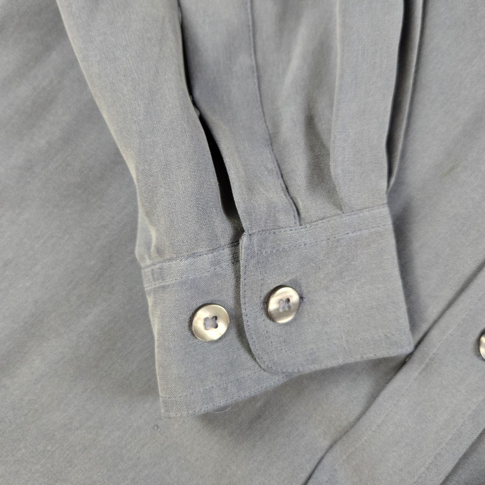 Vintage Vintage Slate Blue 90s Silk Button Up Size XL Size XL / US 12-14 / IT 48-50 - 4 Thumbnail