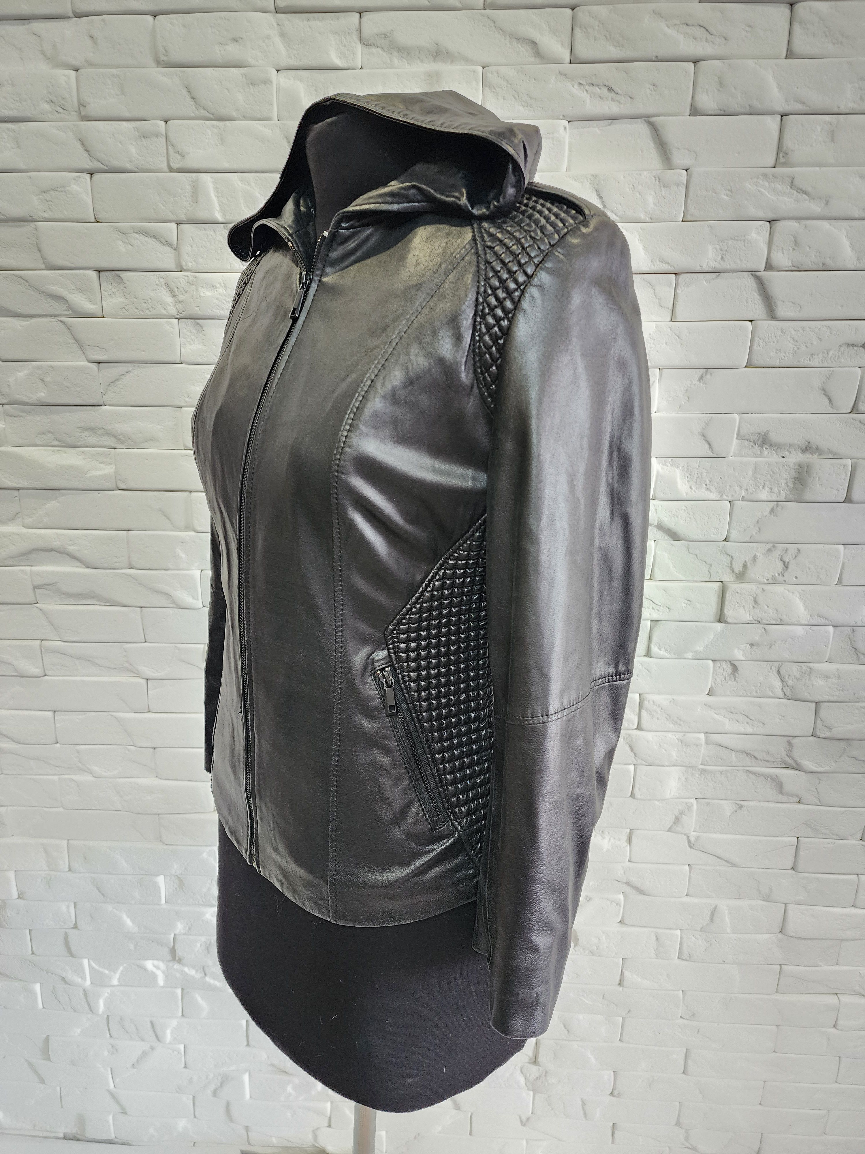 Other Mysterious black women's jacket with a hood. Size L / US 10 / IT 46 - 2 Thumbnail