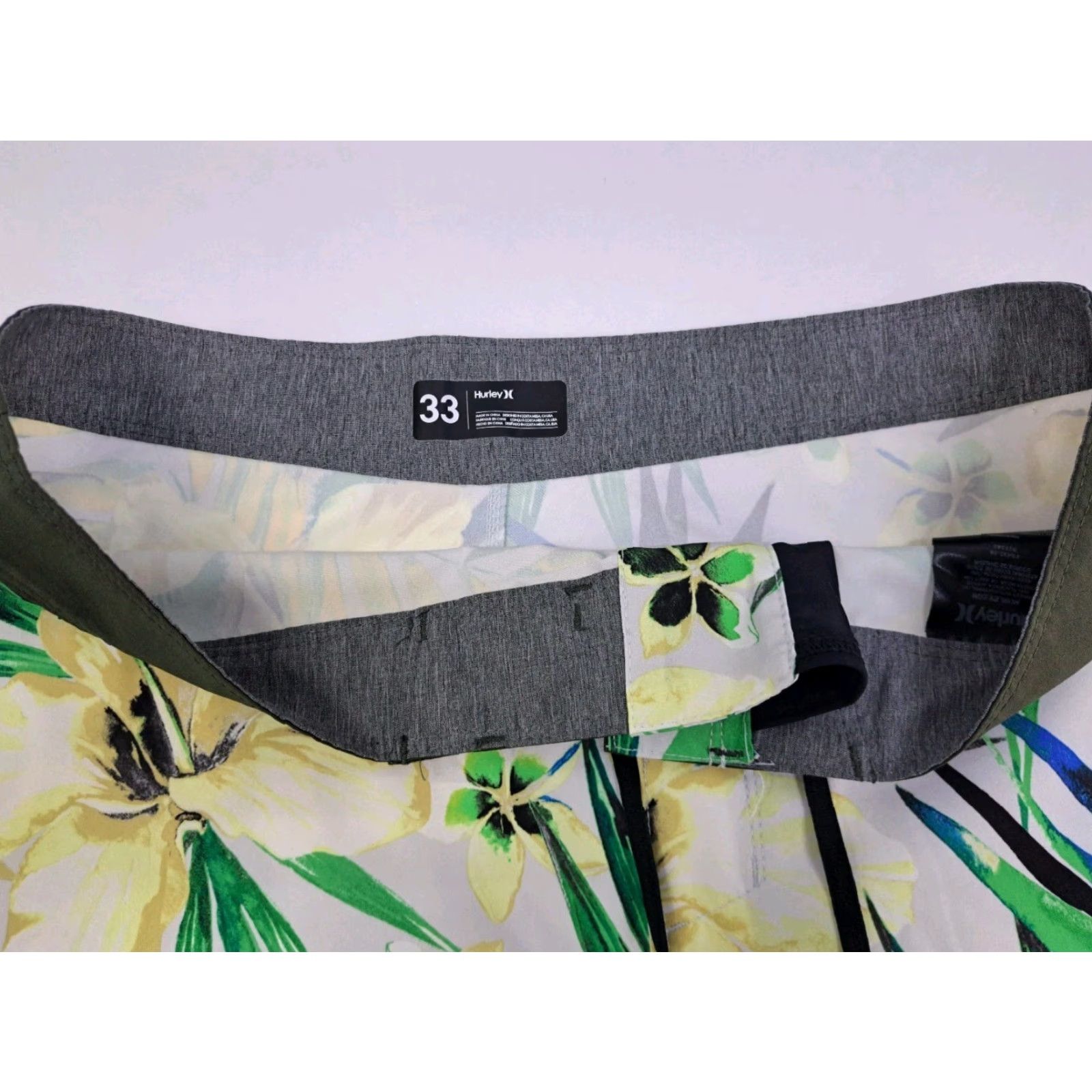Hurley Hurley Mens Phantom Floral Board Shorts Green/Yellow/White 33 7" Multicolor Beach Tropical Quick Dry Drawstring Back Pocket Mens Size US 33 - 7 Thumbnail