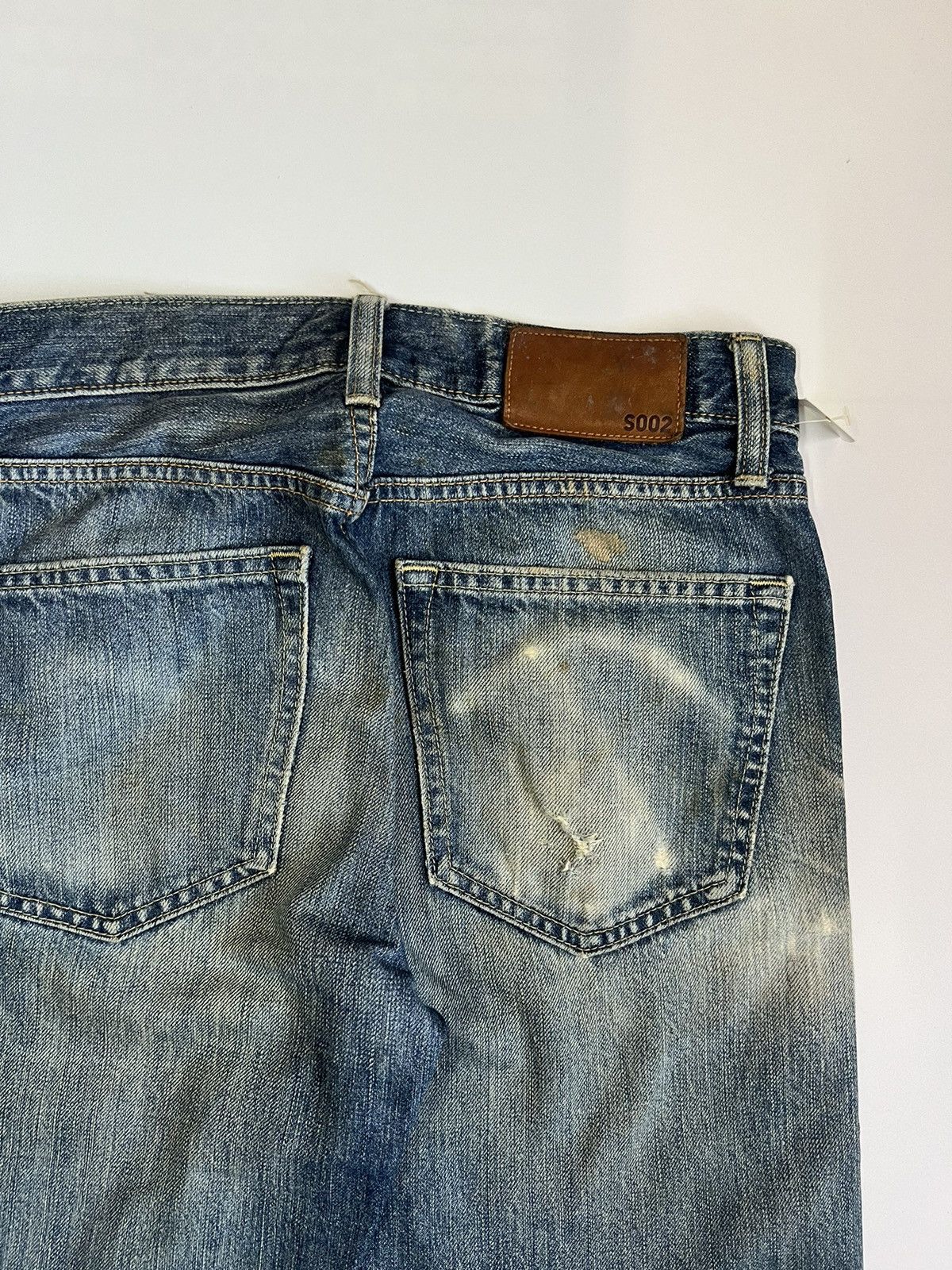 Uniqlo Uniqlo UJ Regular Fit Dirty Washed Denim Size US 29 - 12 Thumbnail