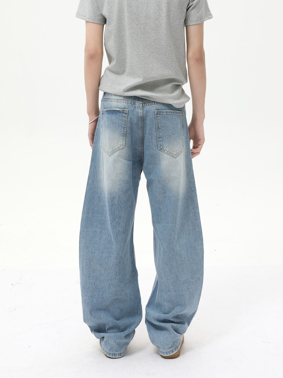 Jean Men's Japanese distressed retro loose ripped curved jeans Size US 32 / EU 48 - 4 Thumbnail