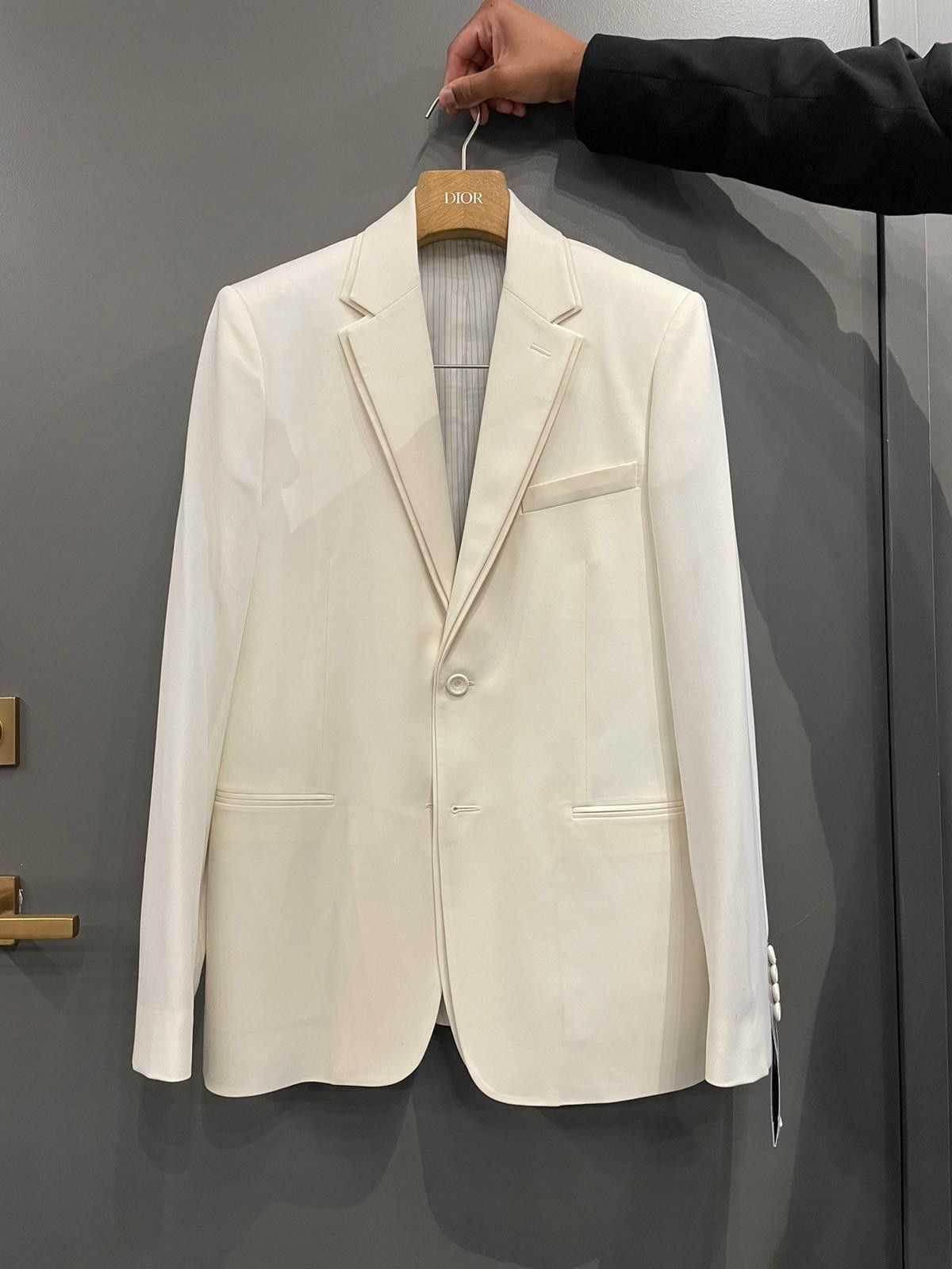 Dior o1w1db10624 Blazer in White Size US M / EU 48-50 / 2 - 1 Thumbnail