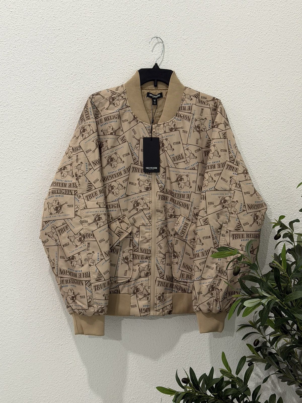 True Religion TRUE RELIGION Aviation Series AOP Bomber Jacket Large NWT Size US L / EU 52-54 / 3 - 1 Thumbnail