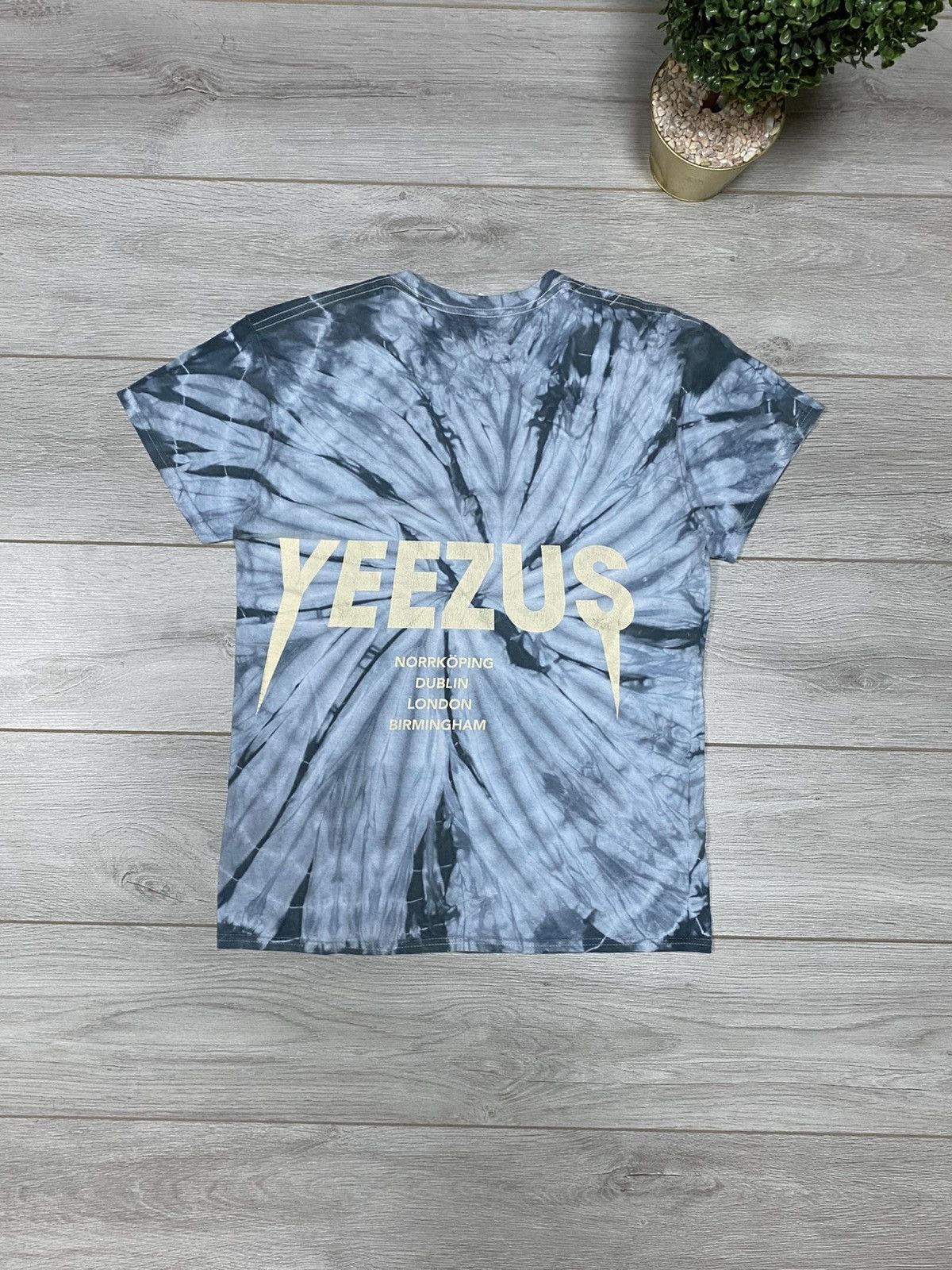 Kanye West Yeezus 2014 Wes Land Kanye West vintage tour t-shirt death Size US M / EU 48-50 / 2 - 2 Thumbnail