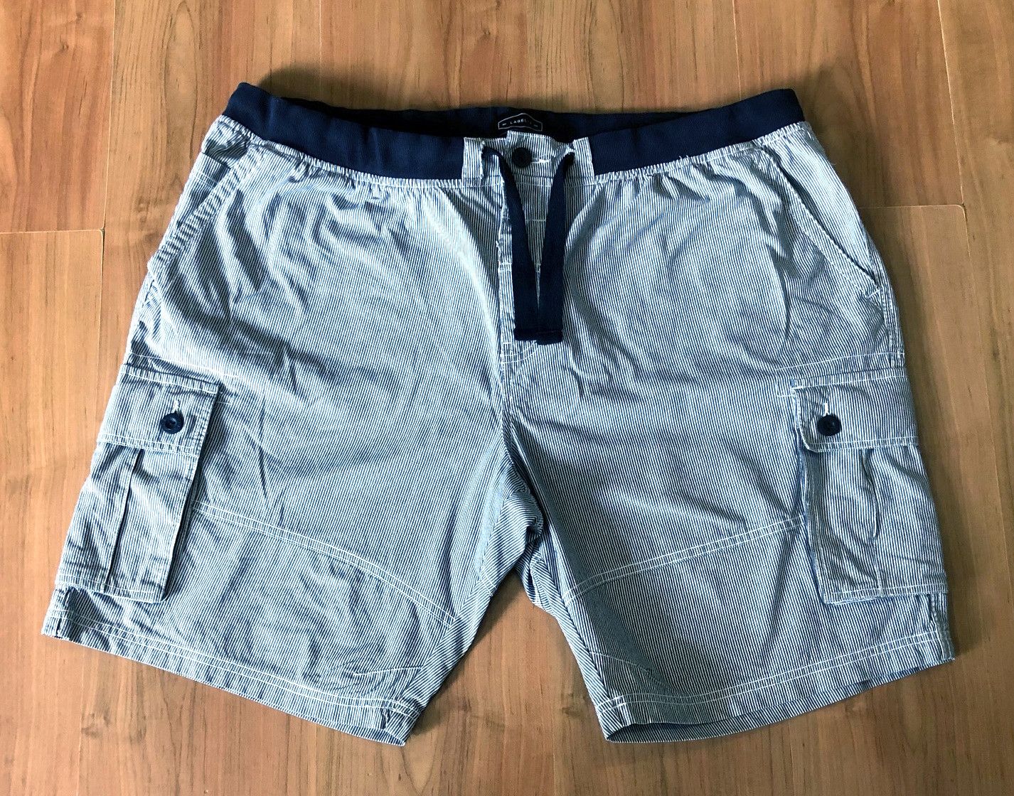 Image of Men's Shorts With White-Blue Stripes W41 in White/Blue