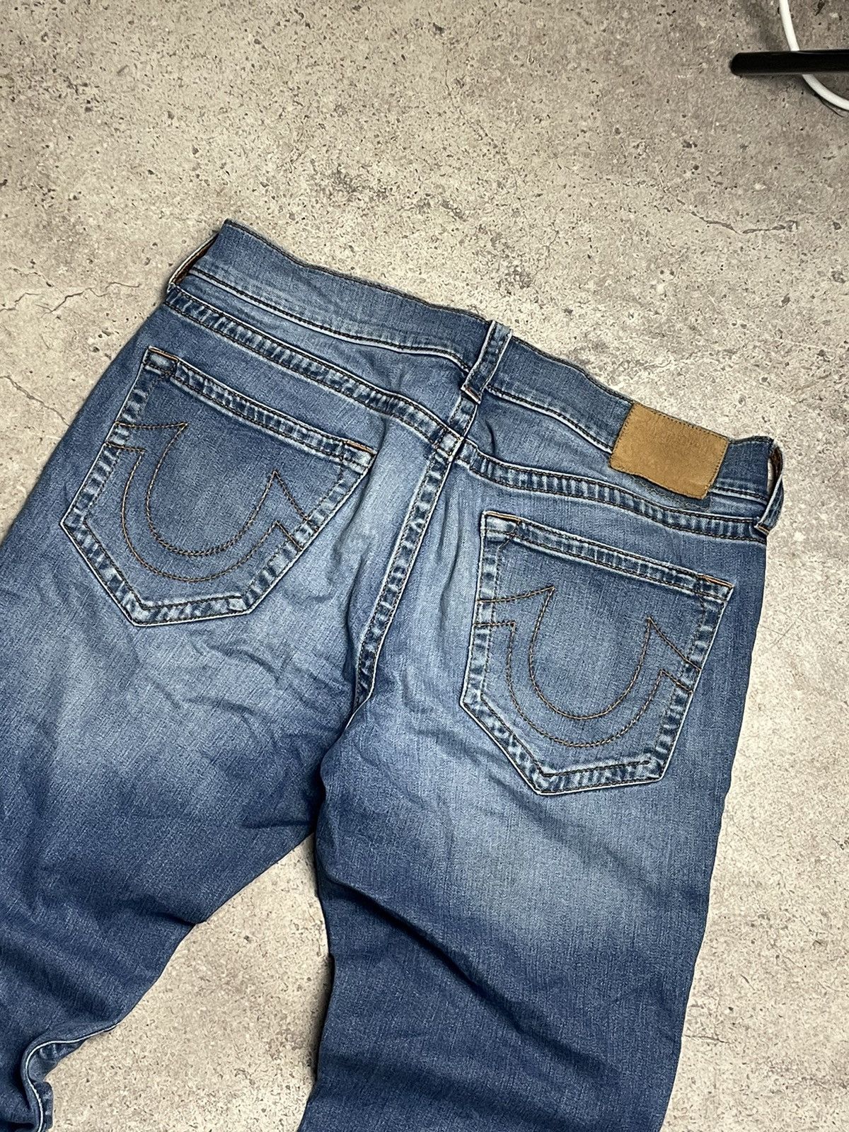 True Religion Vintage True Religion Relaxed Jeans Size US 34 / EU 50 - 3 Thumbnail