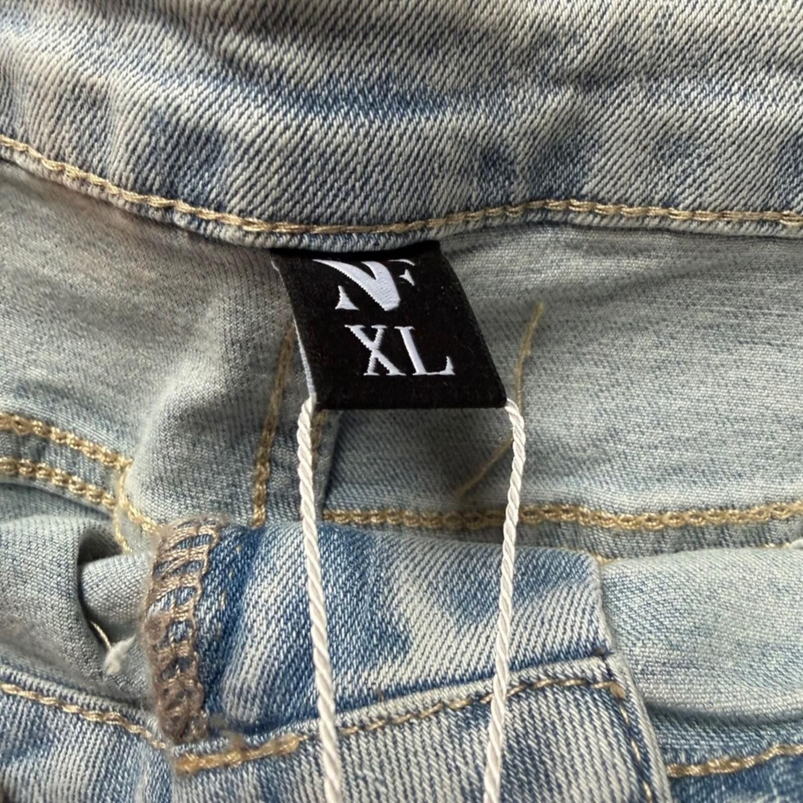 Other NVFelix Light Wash Distressed Denim Shorts Size 40" / US 18 - 4 Thumbnail