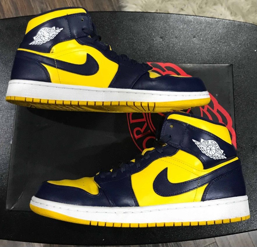 Jordan Brand nike air jordan 1 mid Michigan Size US 10 / EU 43 - 7 Thumbnail