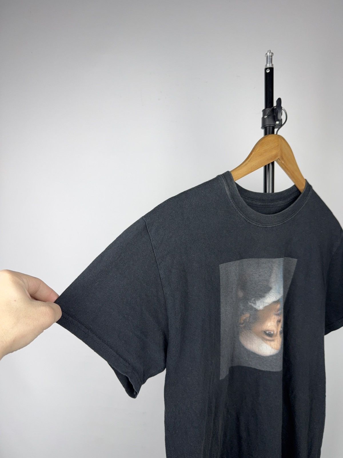 Band Tees Ariana Grande Sweetener World Tour 2019 T-Shirt M Size US M / EU 48-50 / 2 - 5 Thumbnail