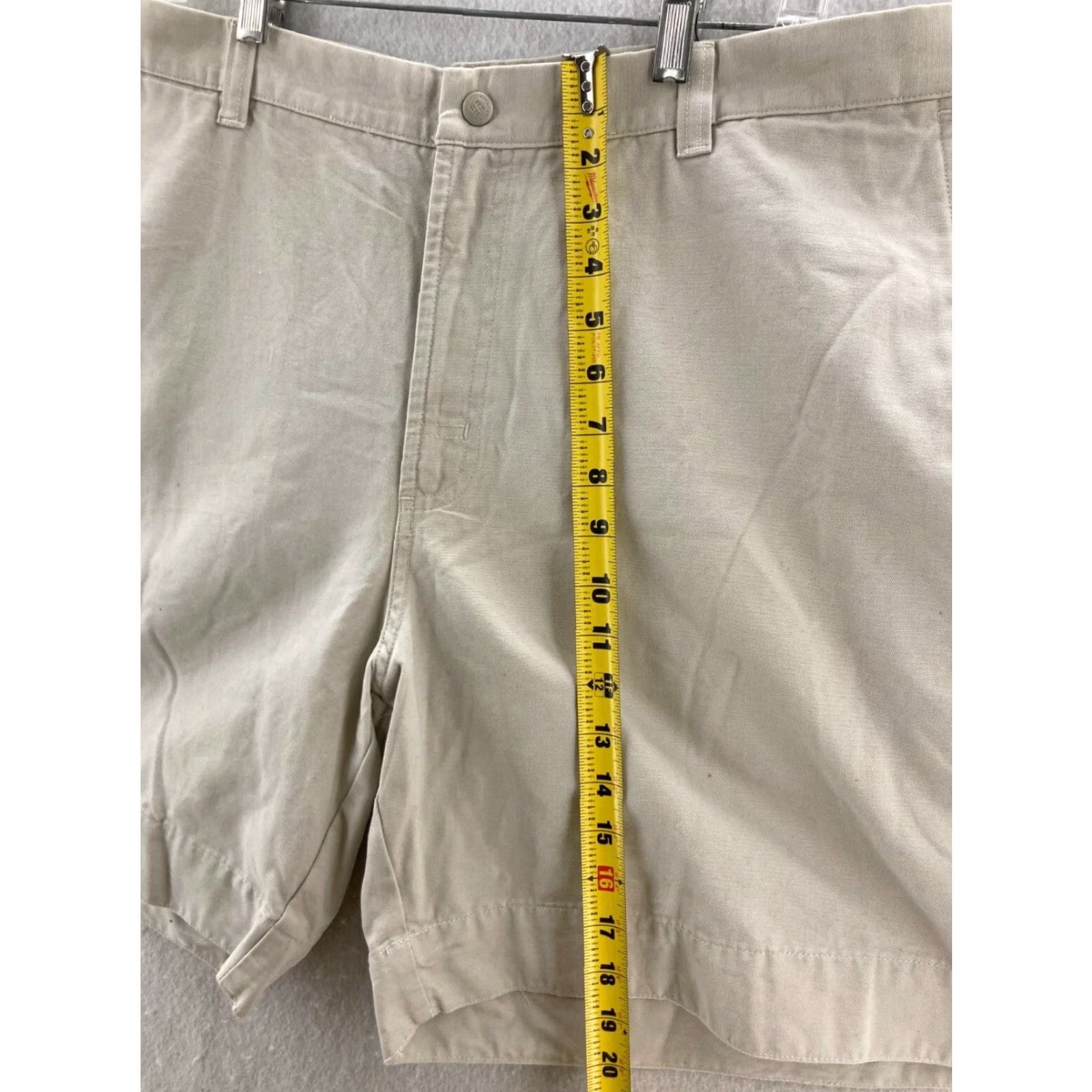 Vintage VINTAGE Columbia Shorts Mens 40 Chino Flat Front Casual Cotton Beige 80s 90s Outdoor Men Size US 40 / EU 56 - 3 Thumbnail