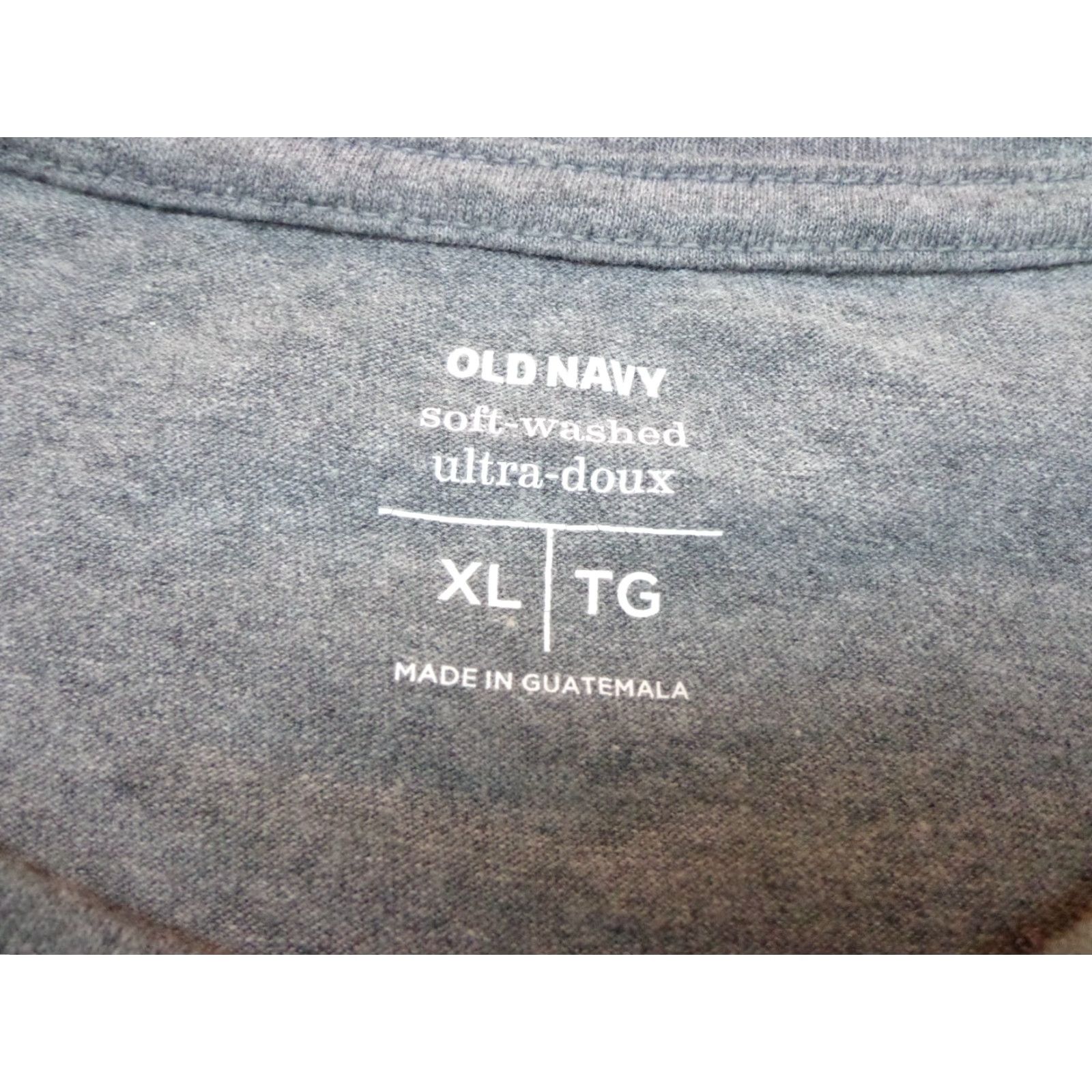Old Navy Old Navy T-Shirt Gray Graphic Print Crew Neck Short Sleeve XL Unisex Adults Regular Relaxed Fit All Seasons Preshrunk Easy Care 9 To 5 Size US XL / EU 56 / 4 - 3 Thumbnail