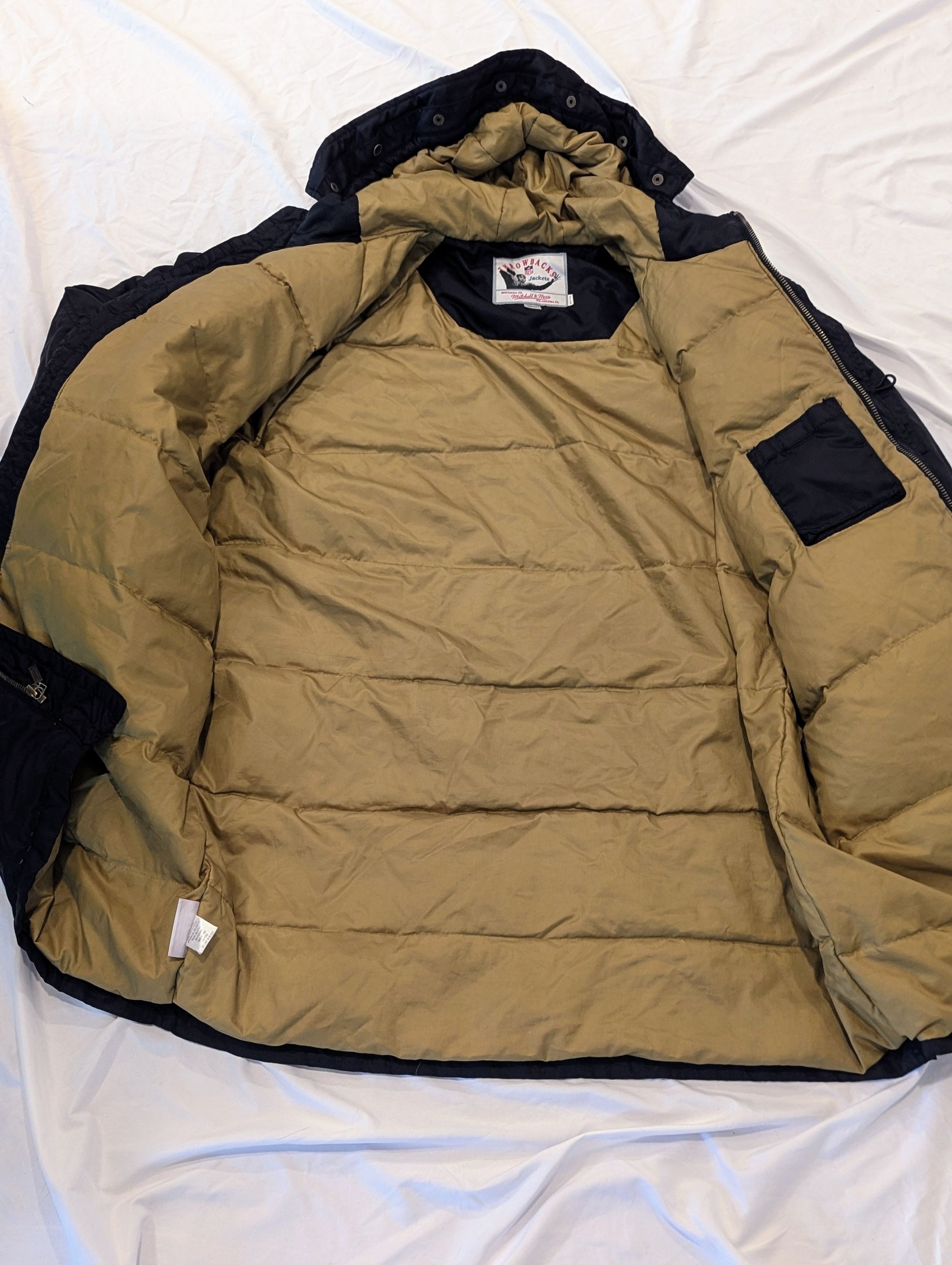 Mitchell & Ness Rare Vintage New Orleans Saints XL Hooded Field Jacket Size US XL / EU 56 / 4 - 9 Thumbnail