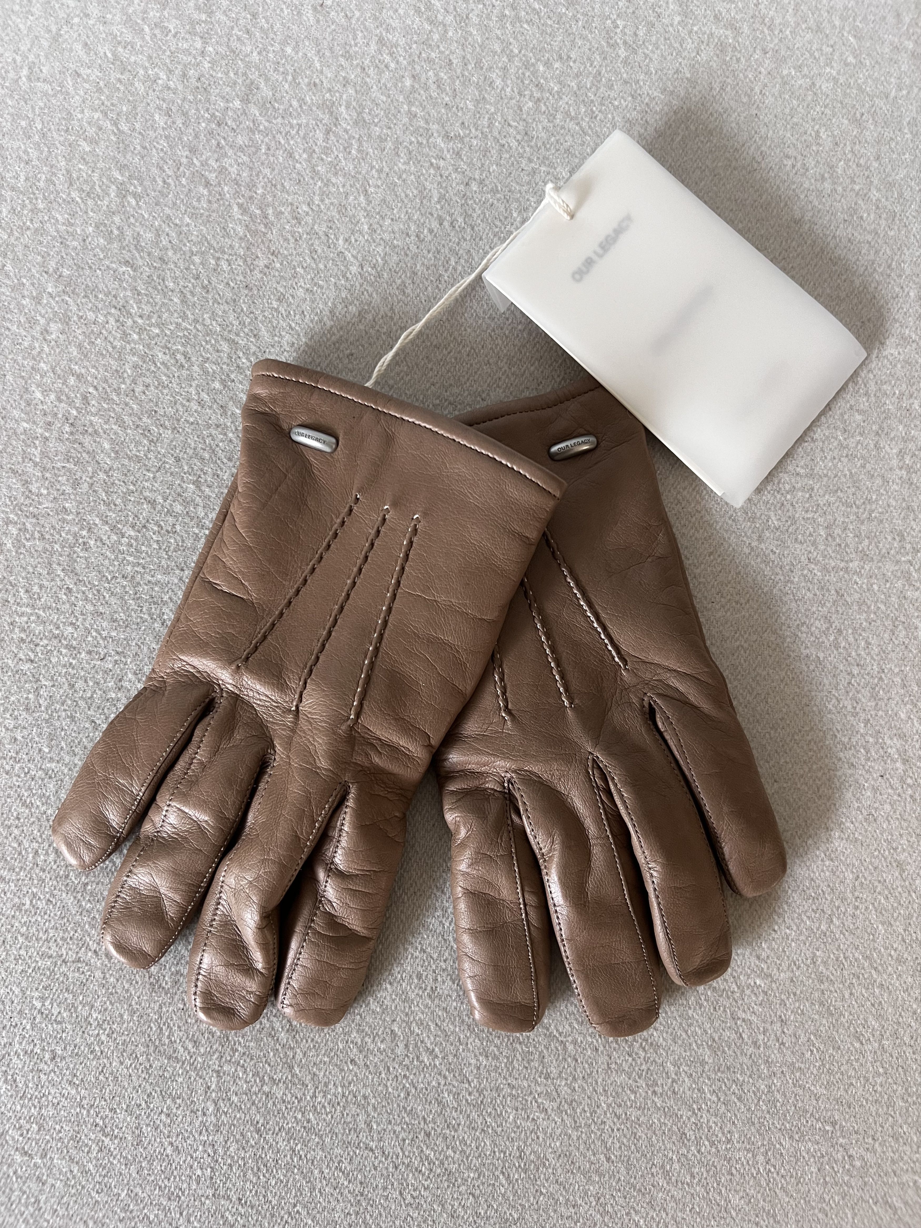 Our Legacy His Leather Gloves in Taupe