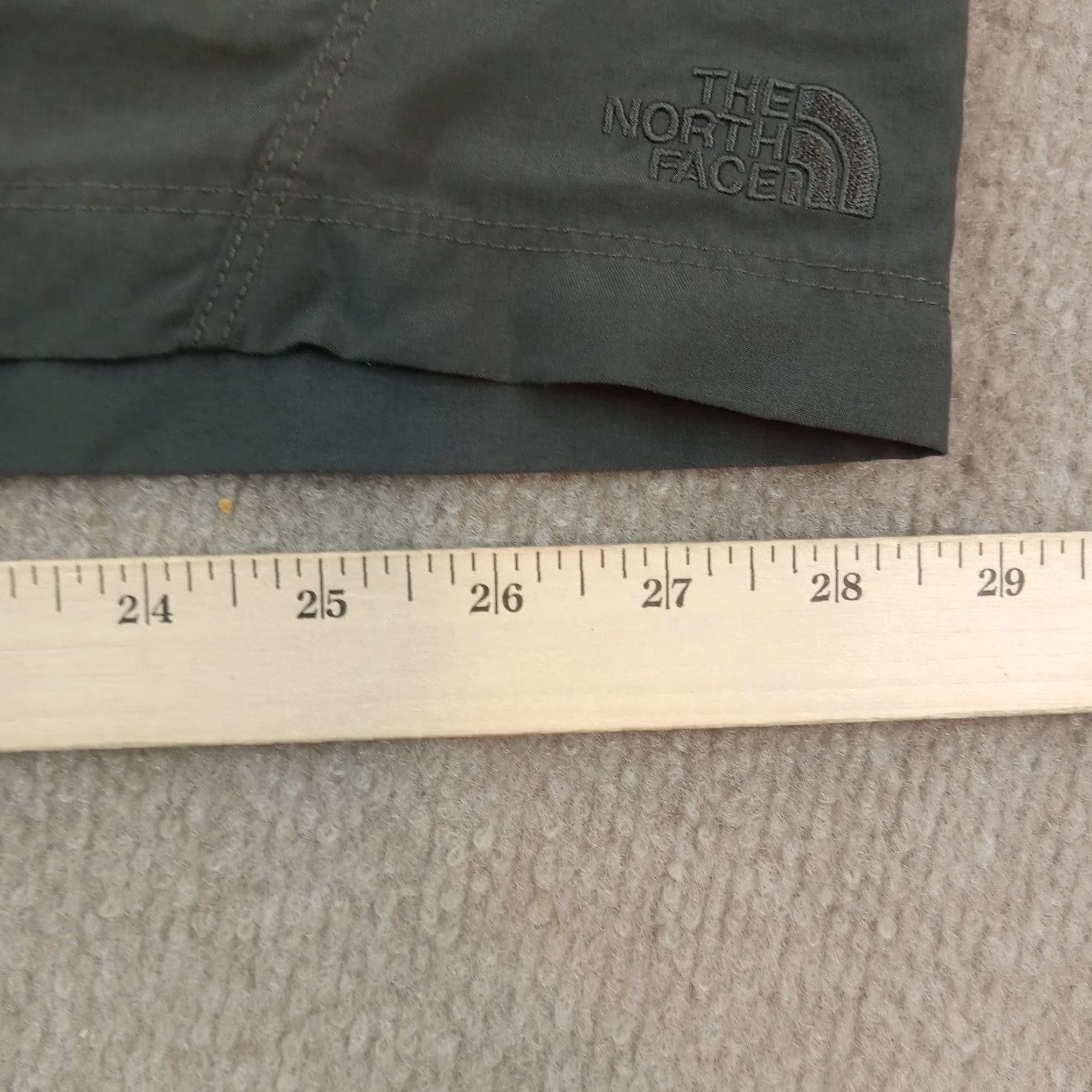 The North Face The North Face Mens Shorts Green 2XL Athletic Outdoor Polyester Elastic Waist Size US 39 - 4 Thumbnail