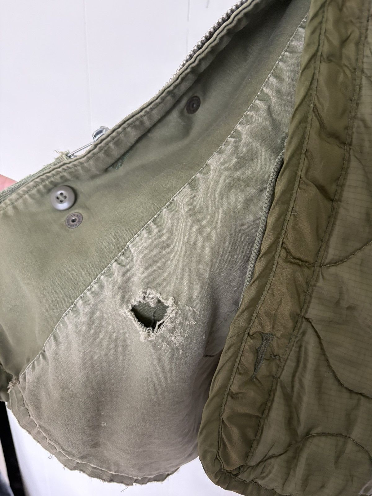 Vintage Vietnam era M-65 field jacket Size US M / EU 48-50 / 2 - 6 Thumbnail