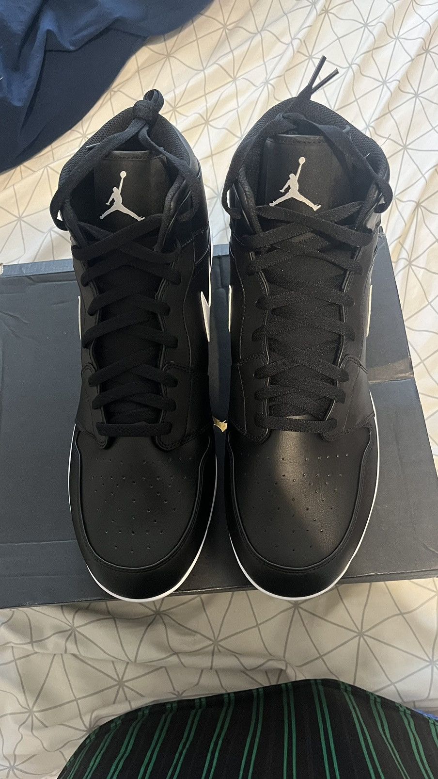 Jordan Brand Jordan 1 Retro MCS Size US 15 / EU 48 - 4 Thumbnail