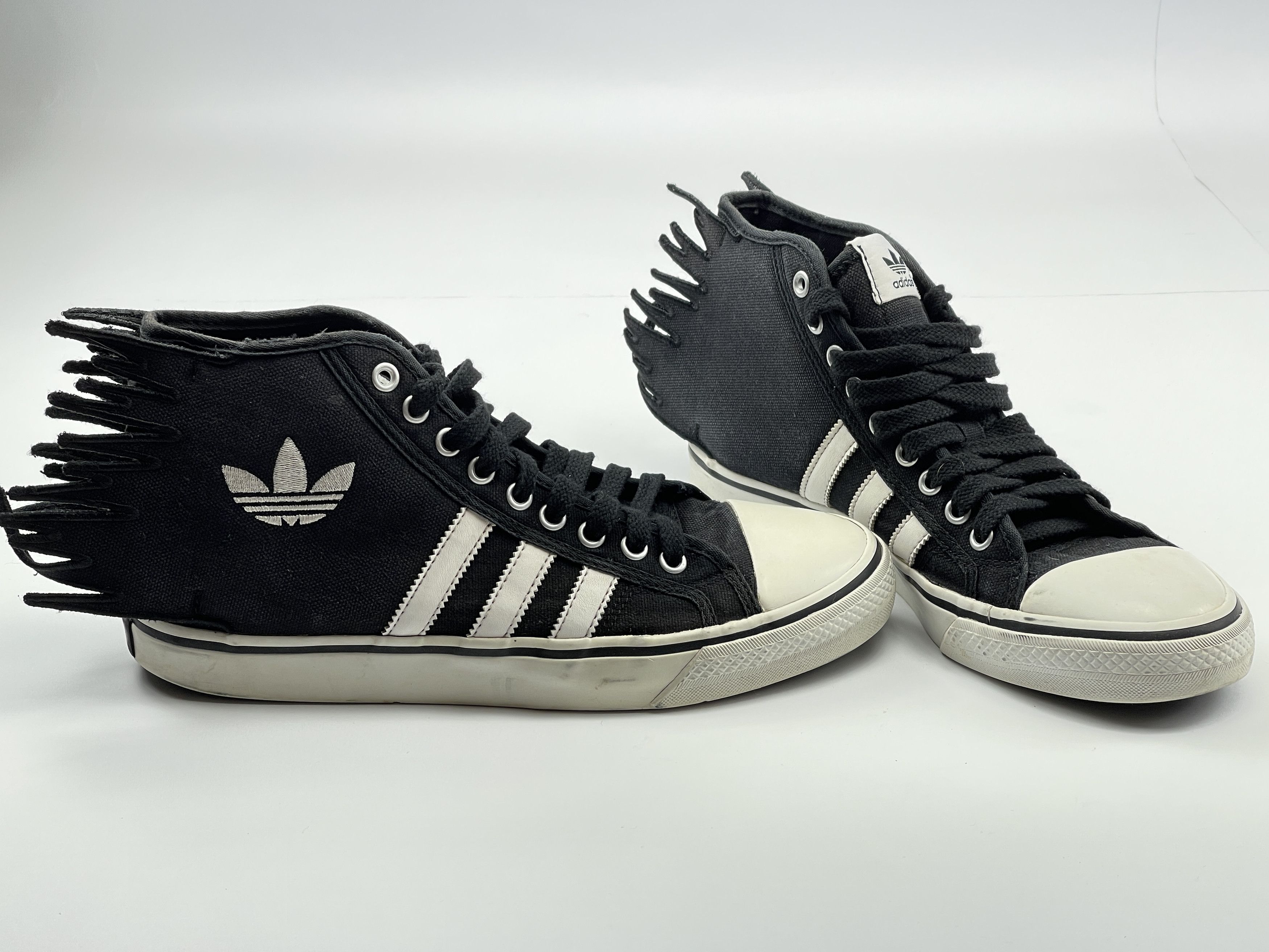 Adidas × Jeremy Scott Adidas Jeremy Scott Wings Sneakers Nizza Jagged Shoes Q23107 Size US 8.5 / EU 41-42 - 6 Thumbnail
