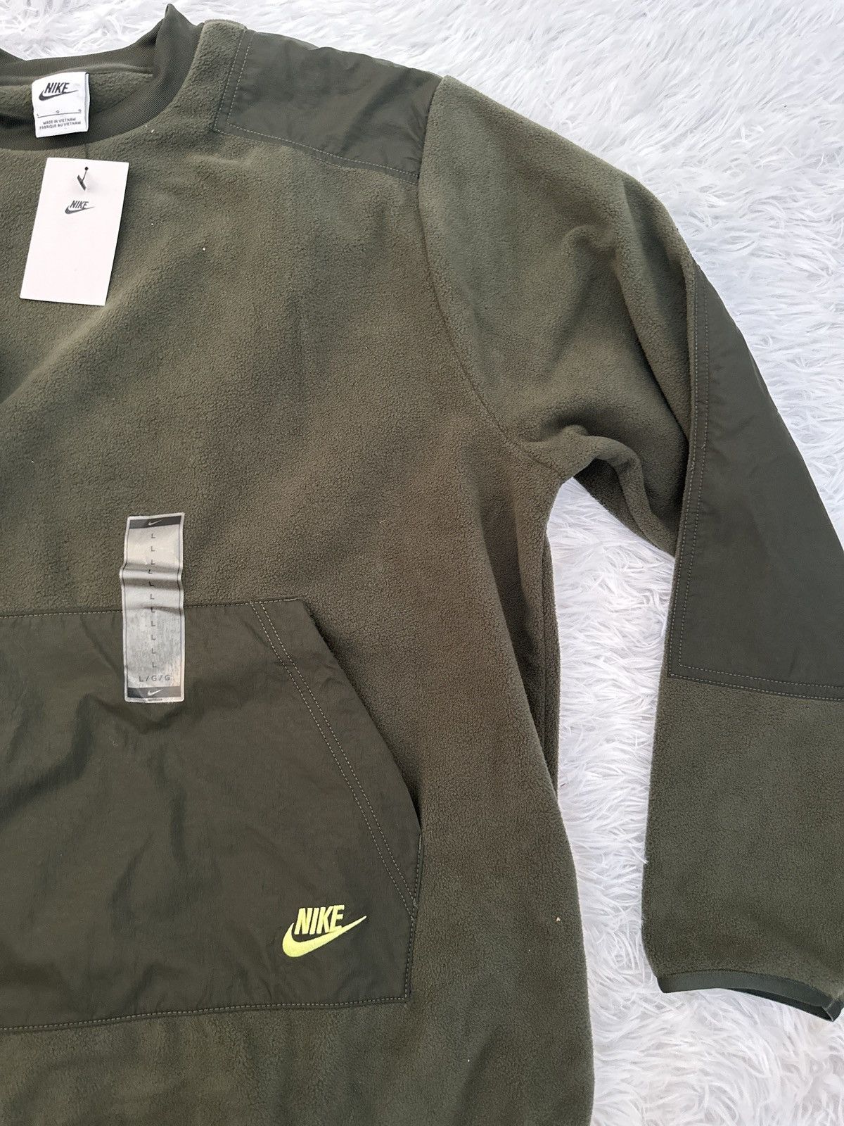 Nike Nike Pullover Sweater Fleece Like Olive Color Size Large Size US L / EU 52-54 / 3 - 4 Thumbnail