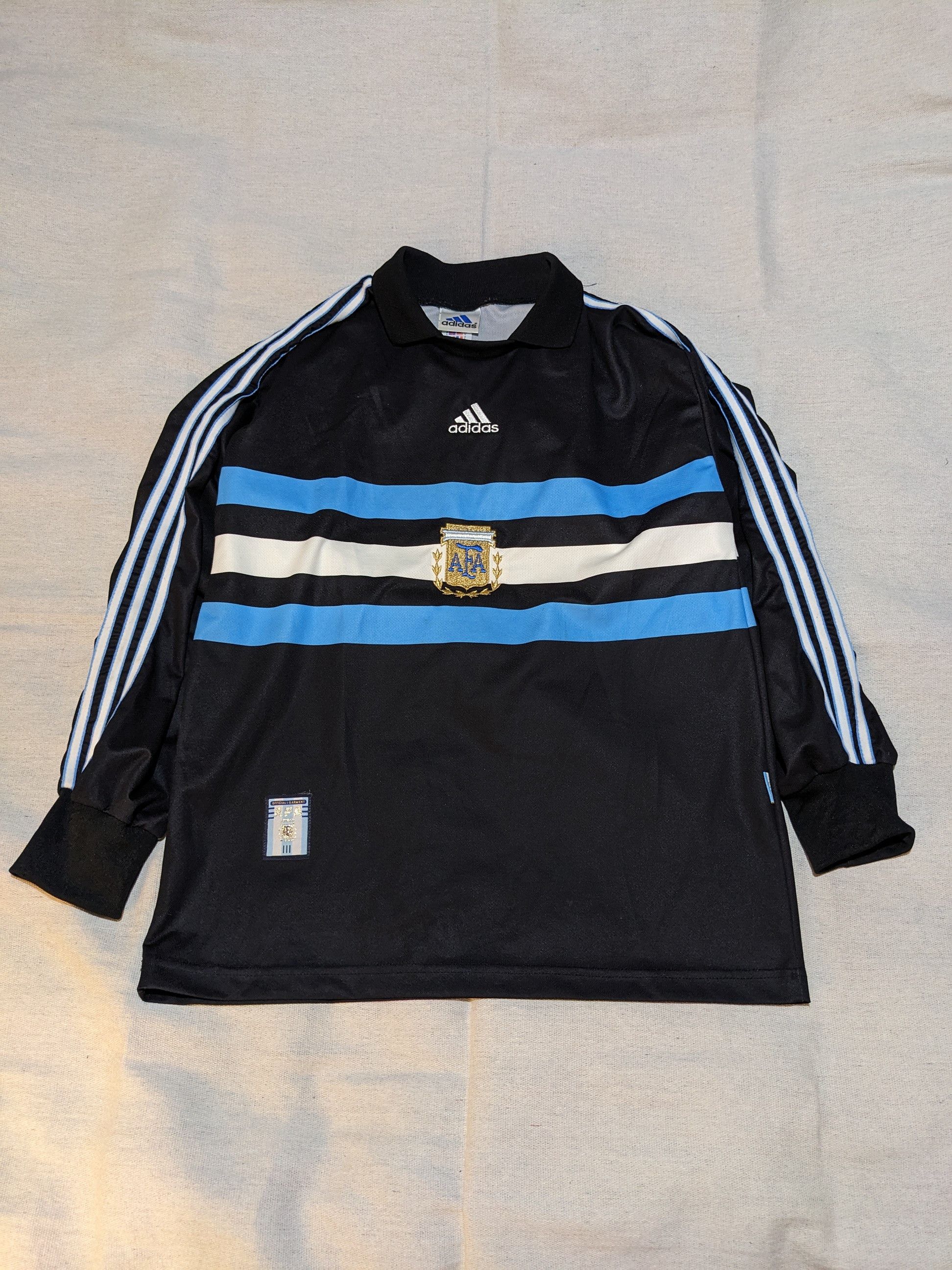 Adidas × Vintage Vintage Adidas Argentina Keepers Jersey 1998 Men's M Size US M / EU 48-50 / 2 - 1 Thumbnail