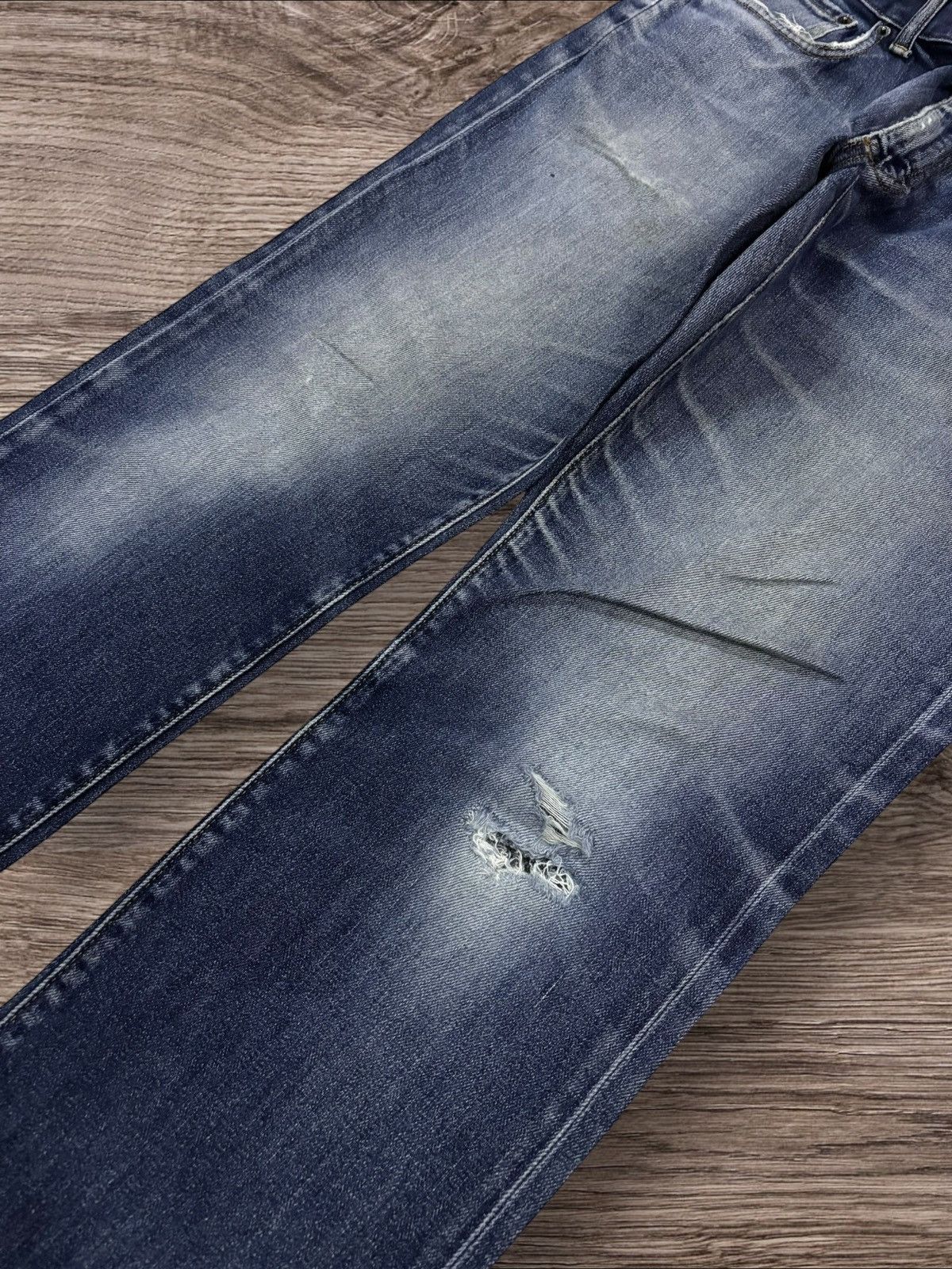 Patagonia Vintage Patagonia Distressed Faded Jeans Size US 31 - 3 Thumbnail