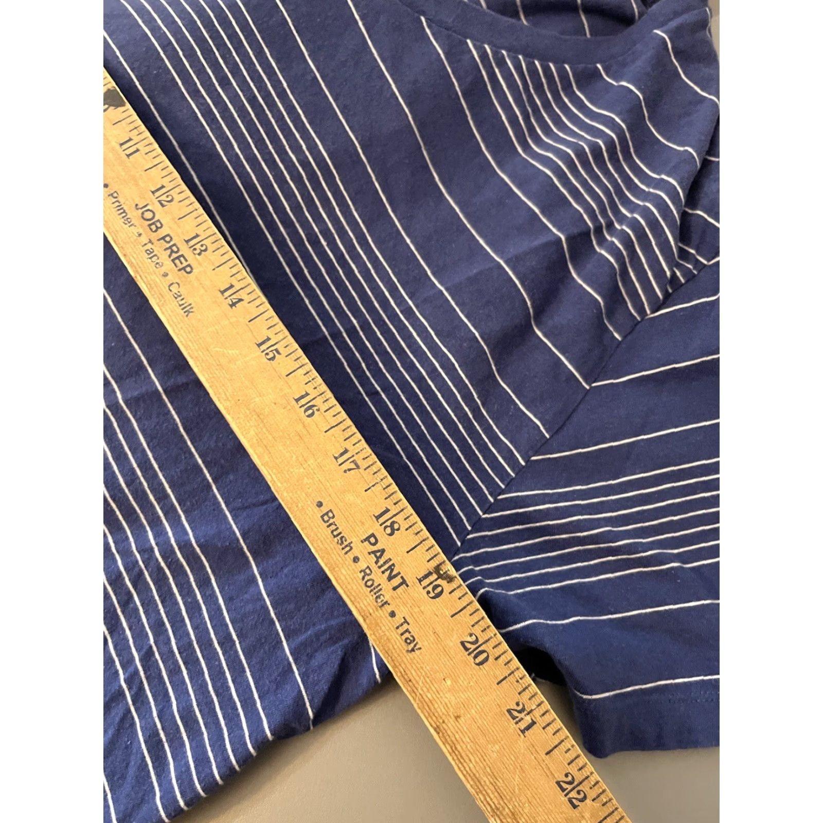 Old Navy Old Navy T-Shirt Men L Blue Striped V-Neck Short Sleeve Shirt Size US L / EU 52-54 / 3 - 5 Thumbnail