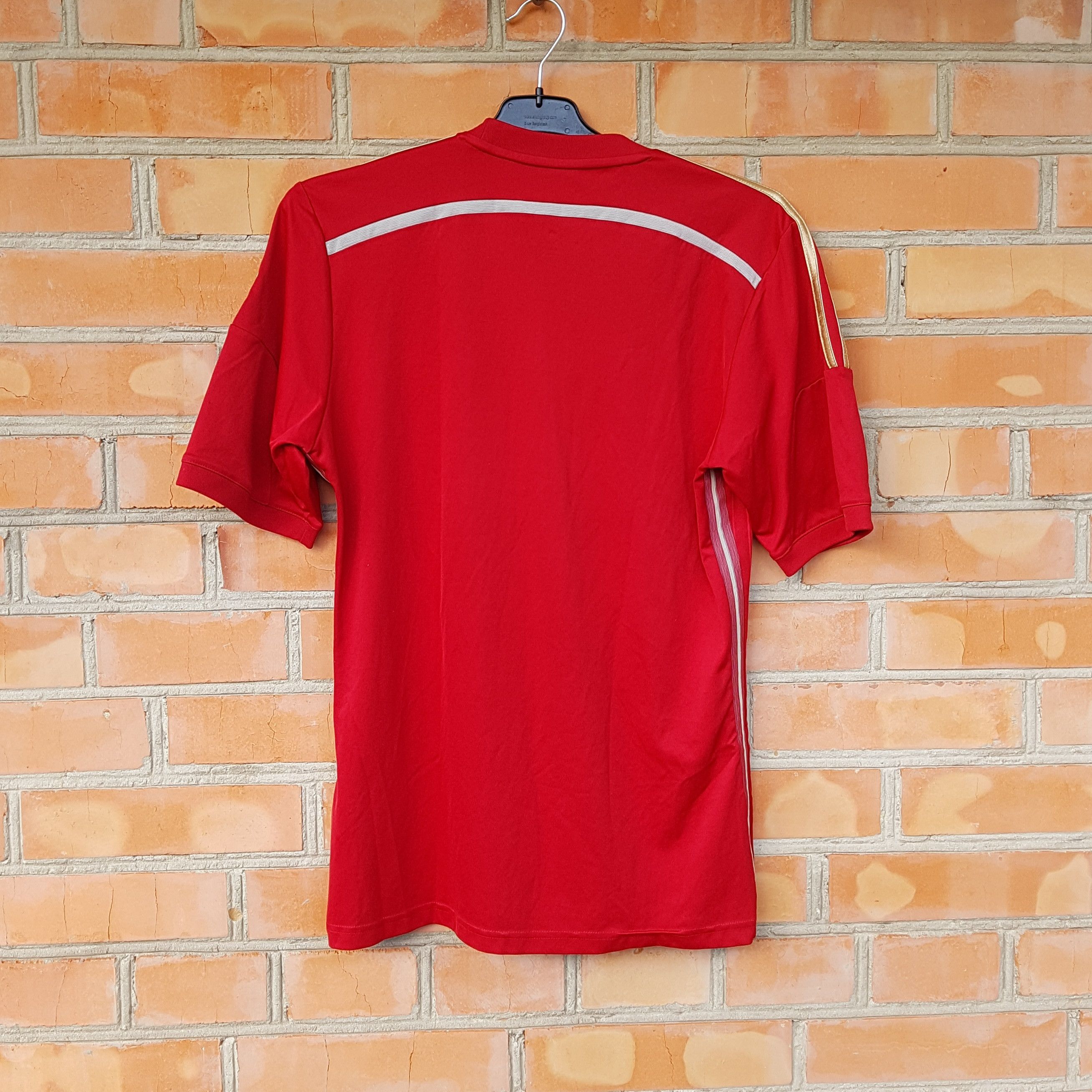 Adidas Adidas Spain Soccer Jersey FIFA 2010 World Champions Size US S / EU 44-46 / 1 - 9 Thumbnail