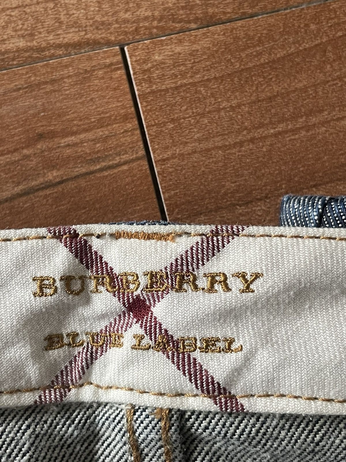 Burberry Burberry Blue Label Capri Size 30" / US 8 / IT 44 - 6 Thumbnail