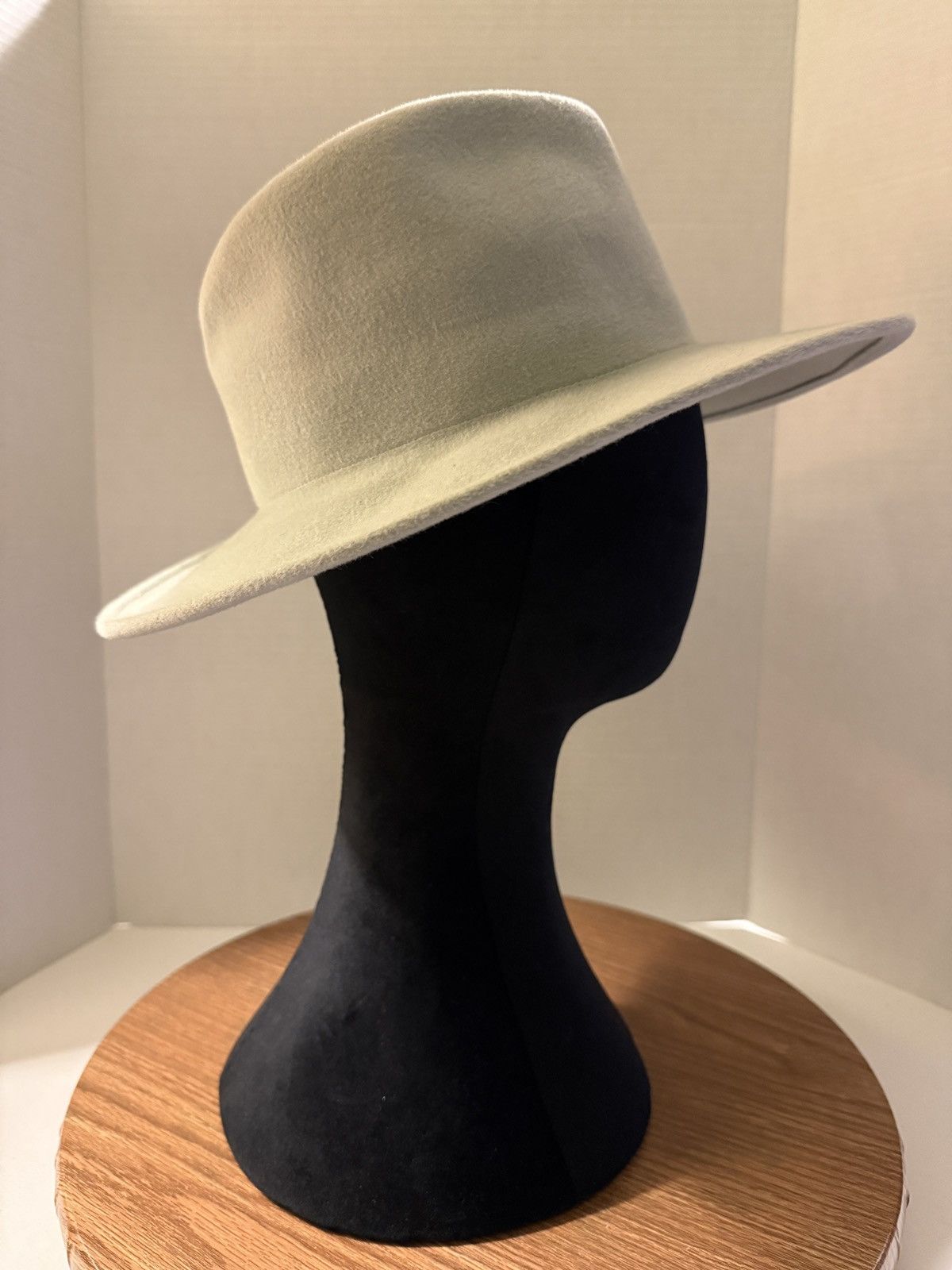 Bloomingdale's Bloomingdale’s Felt Grey Wide Boho Brimmed Fedora Hat Size ONE SIZE - 5 Thumbnail