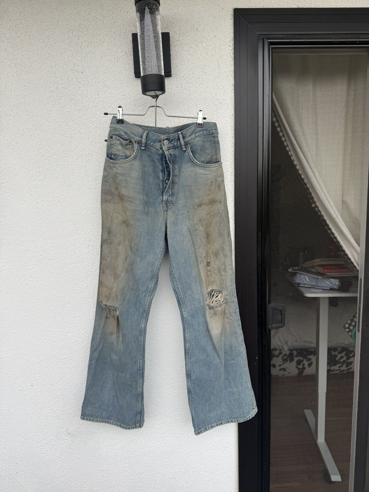 Acne Studios Acne Studios Distressed Jeans Size US 28 / EU 44 - 1 Thumbnail