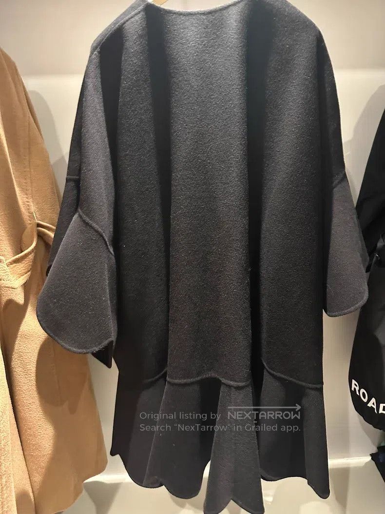 Valentino Valentino overcoat Size S / US 4 / IT 40 - 2 Thumbnail