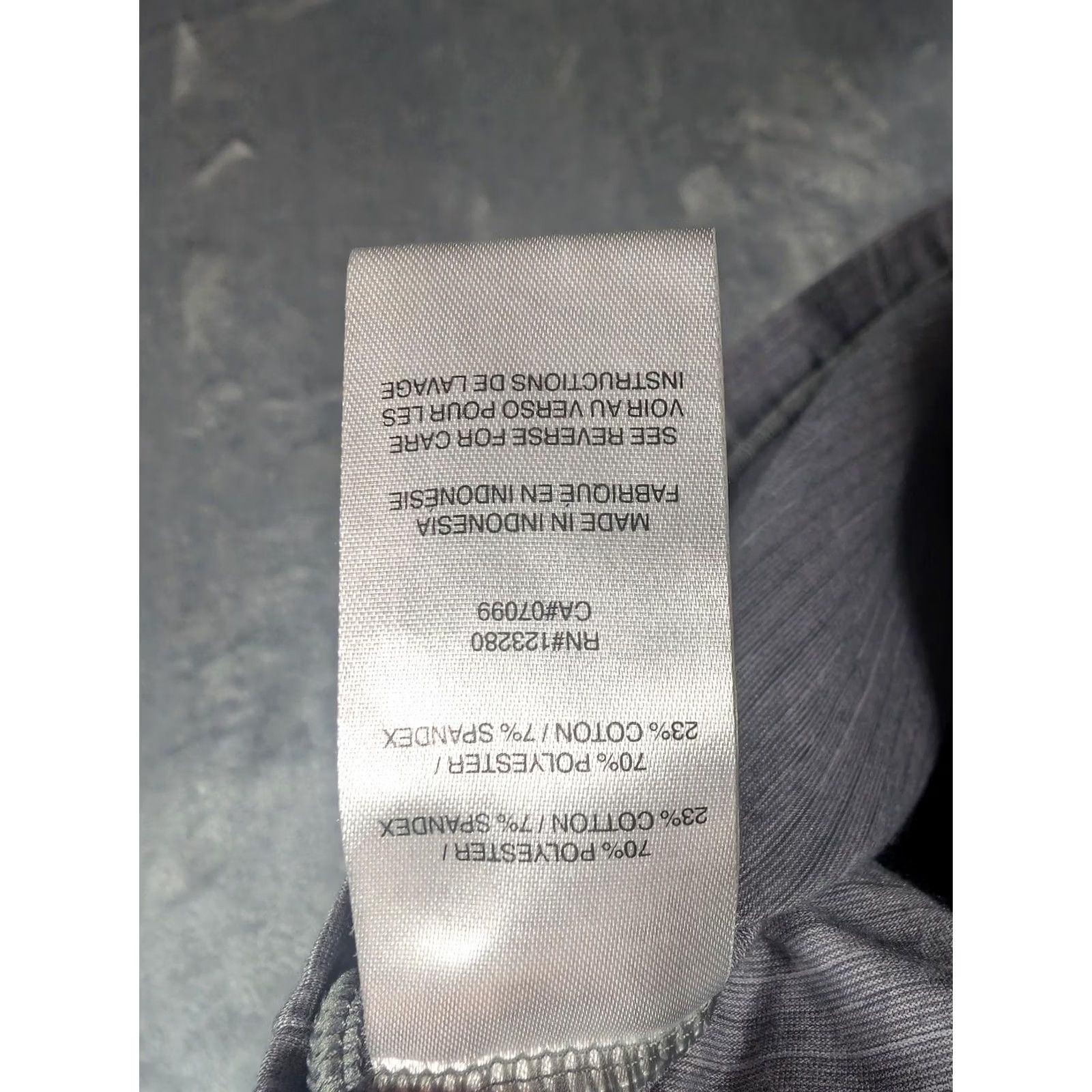 TravisMathew TravisMathew Pullover Mens Large Gray Quarter Zip Golf Long Sleeve Corning Logo Size US L / EU 52-54 / 3 - 6 Thumbnail