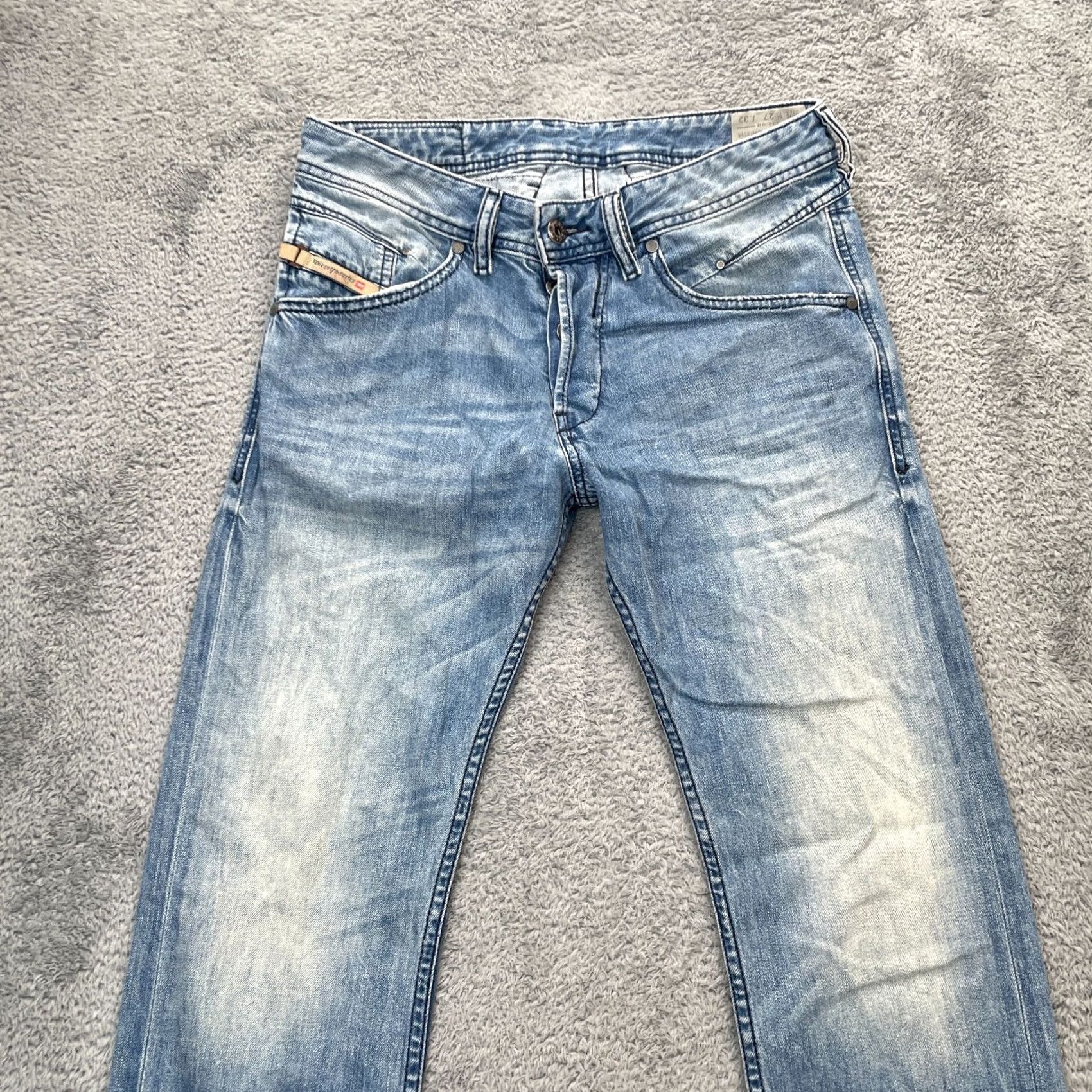 Diesel Diesel Jeans Mens 27x32 Blue Belther Regular Slim Tapered Denim 5-Pocket City Casual Mens Jeans Blue Size US 27 - 5 Thumbnail