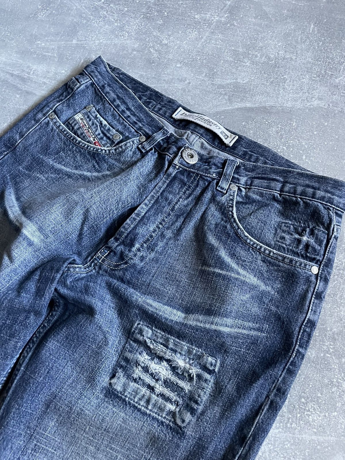 Diesel Vintage Diesel Jeans Distressed Faded Flared Wide Baggy Y2K Size US 33 - 6 Thumbnail