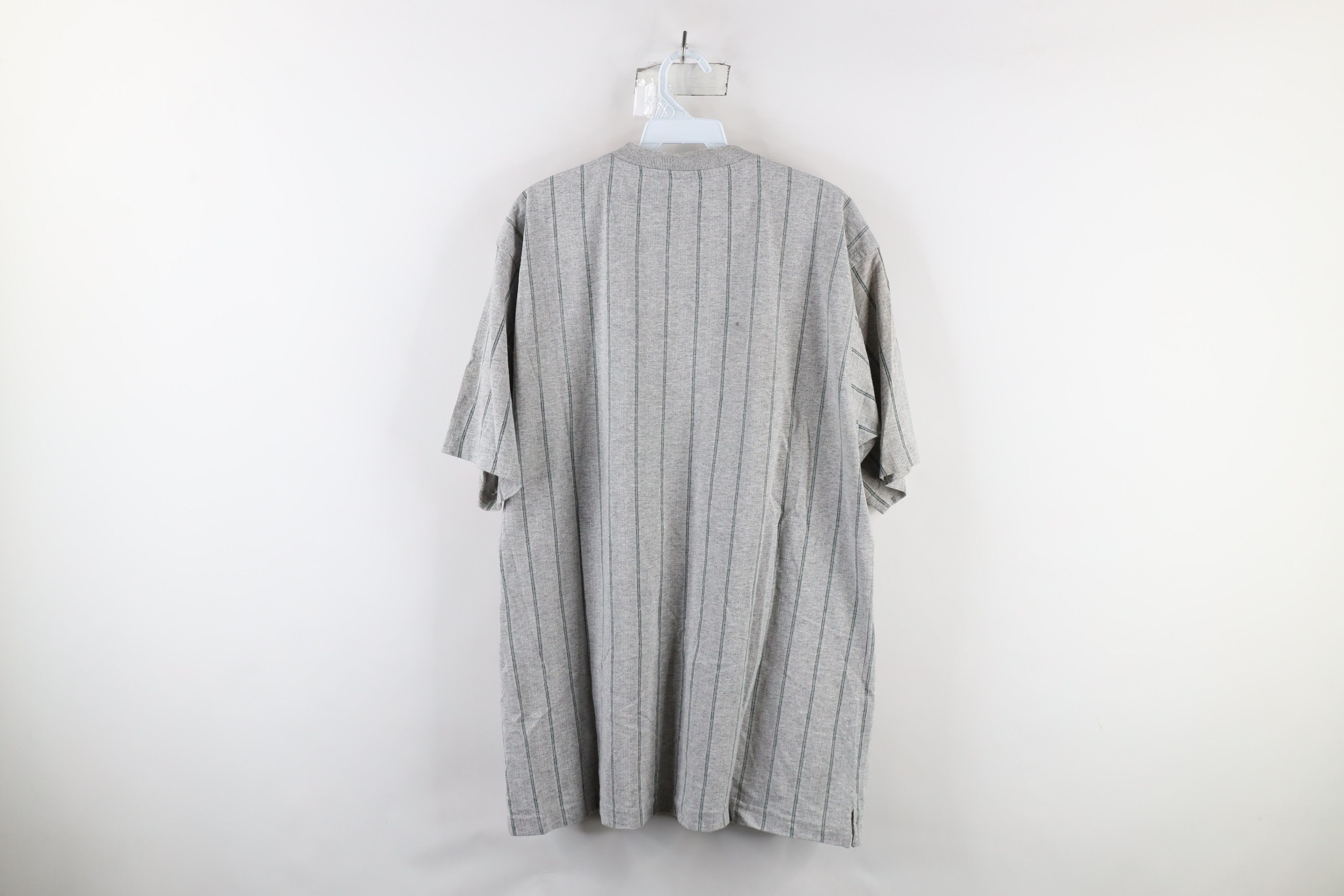 Vintage Vintage 90s Streetwear Short Sleeve Henley T-Shirt Gray Size US XL / EU 56 / 4 - 9 Thumbnail