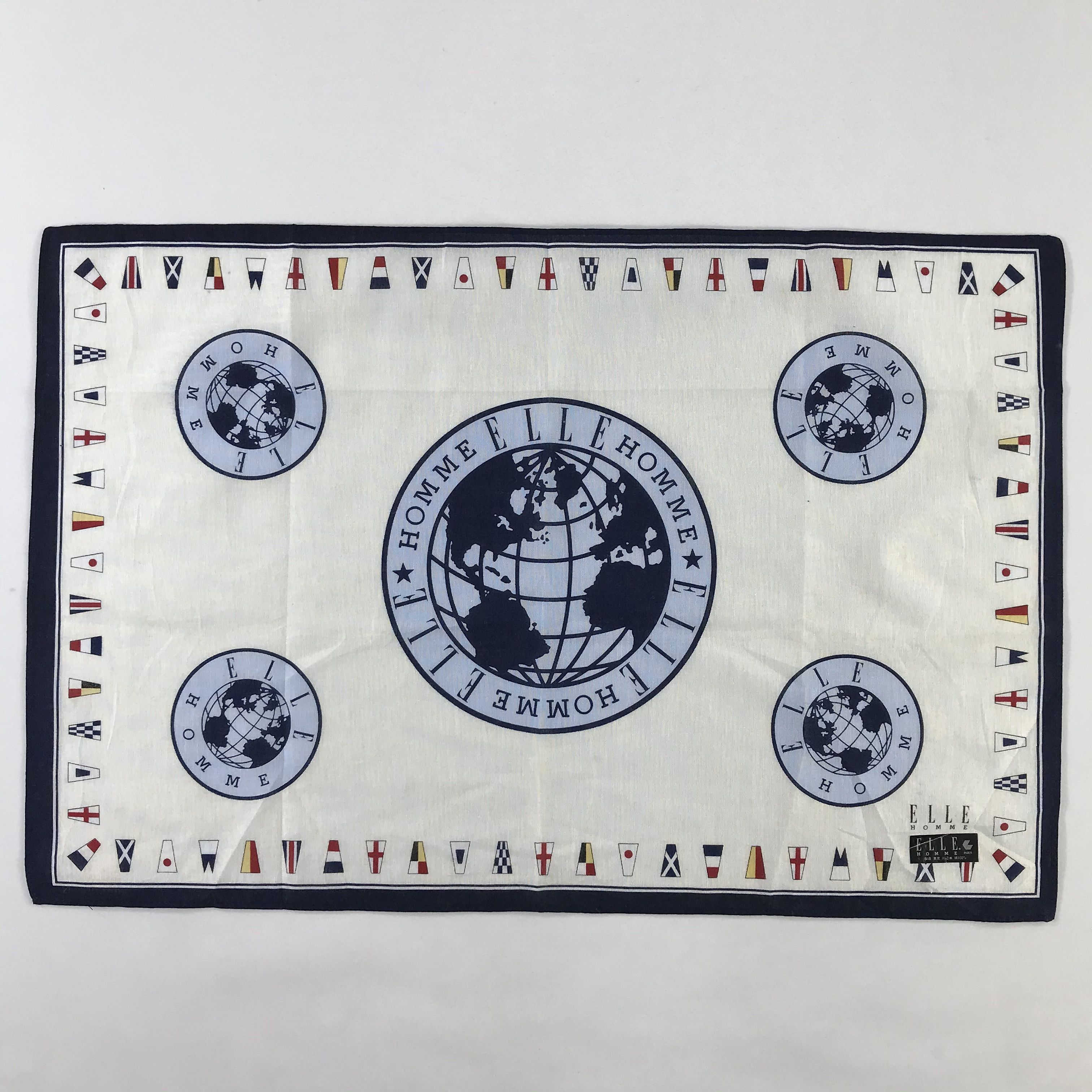Vintage Vintage Bandana / Handkerchief / Neckerchief - S1187 Size ONE SIZE - 1 Thumbnail