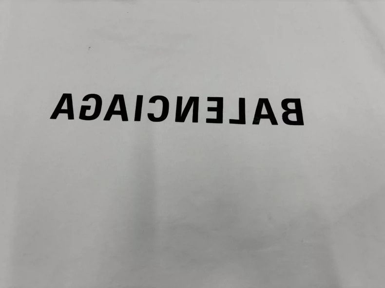Balenciaga Balenciaga Monogrammed crewneck short sleeves Size US M / EU 48-50 / 2 - 3 Thumbnail