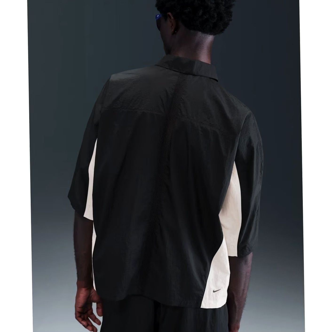 Nike Nike Tech Jacket Shirt Mens Oversized Black White Nylon Woven L DV9902 010 Size US L / EU 52-54 / 3 - 2 Thumbnail