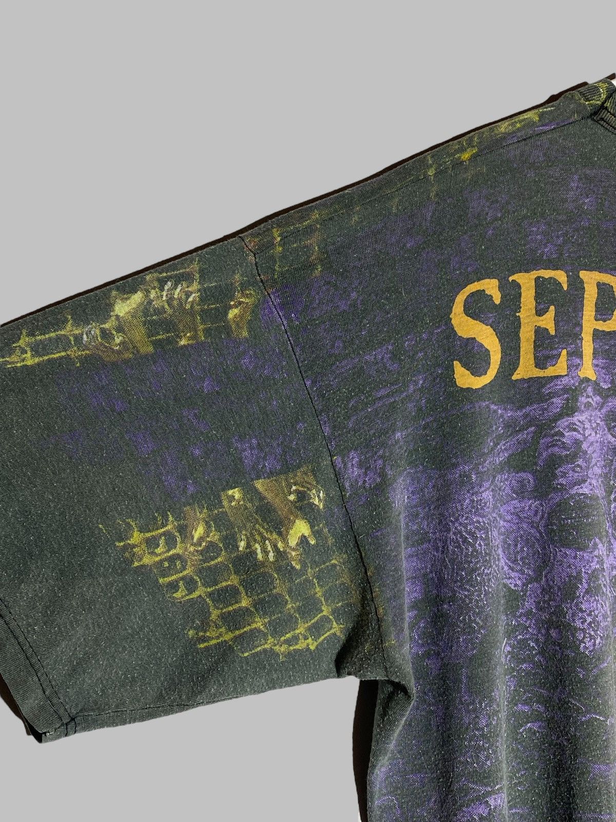 Band Tees Vintage 90s Sepultura All Over Print Blue Grape Tag T-shirt Size US XL / EU 56 / 4 - 15 Thumbnail