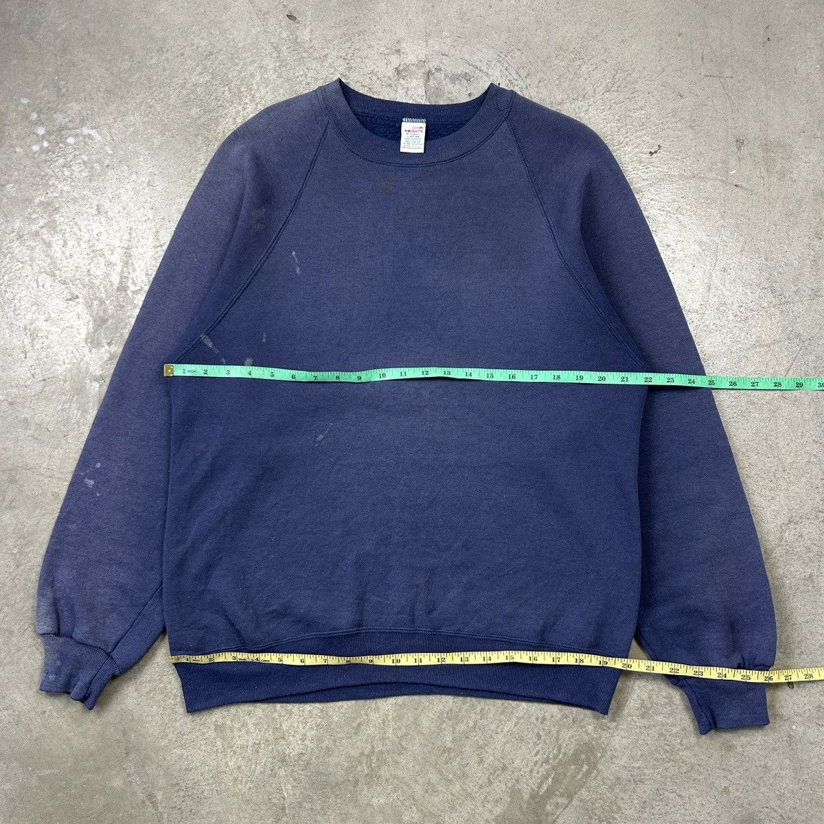 Vintage 1980s Trashed Russell Sweatshirt Size US L / EU 52-54 / 3 - 13 Thumbnail
