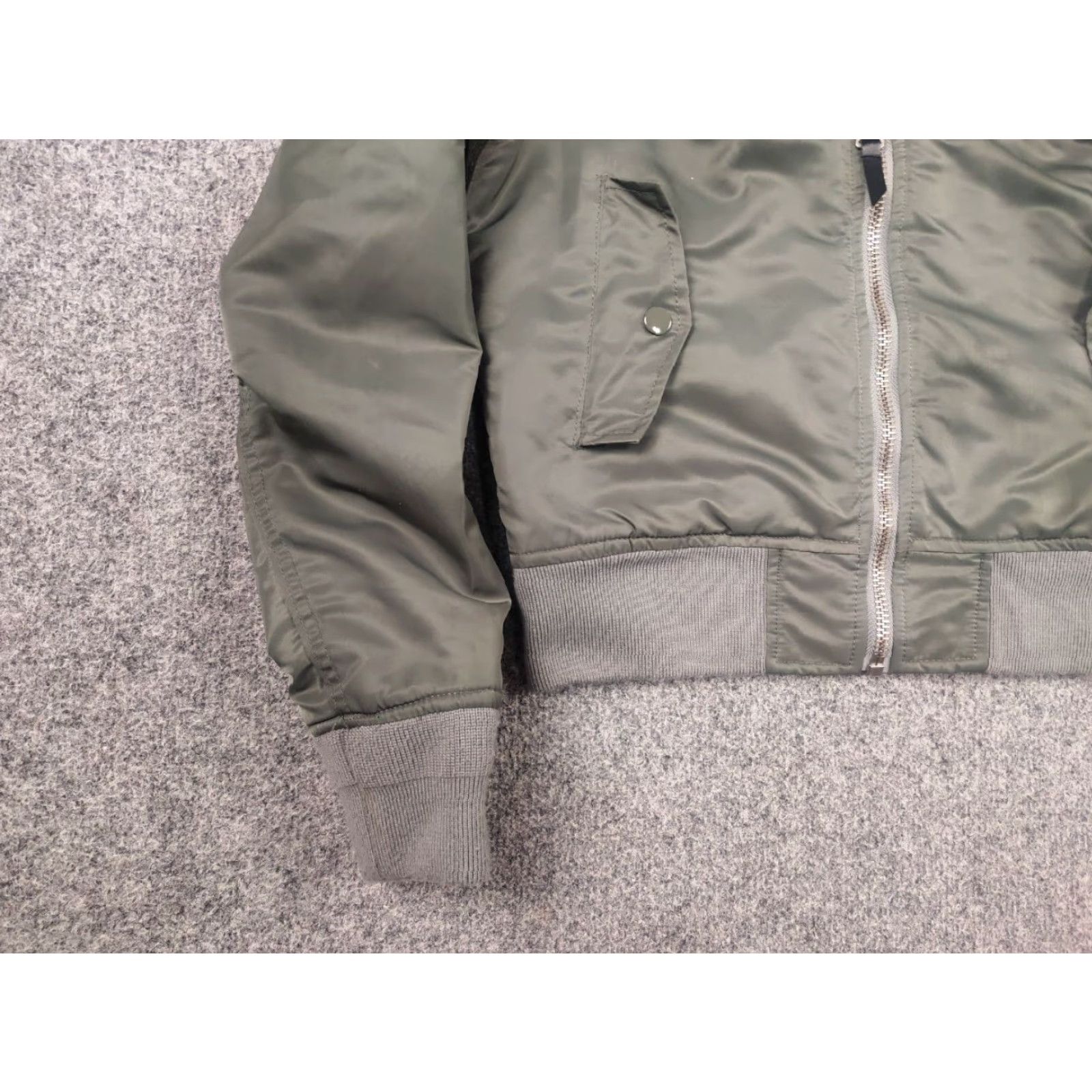 Schott VINTAGE SCHOTT NYC American College Bomber Jacket Military Green Men? Women? (Adapted: Since department is Women, treat as Women) Size L / US 10 / IT 46 - 5 Thumbnail