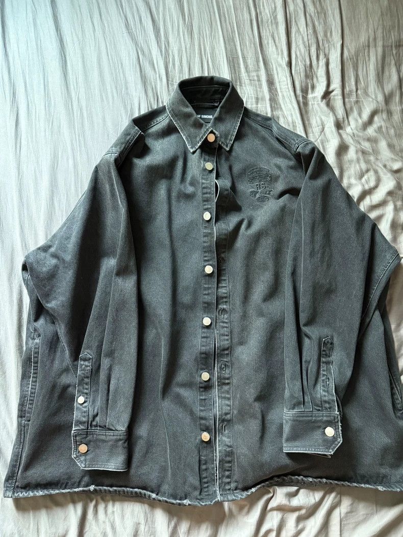 Raf Simons Raf Simons 19AW black embroidered denim jacket Size US M / EU 48-50 / 2 - 1 Thumbnail