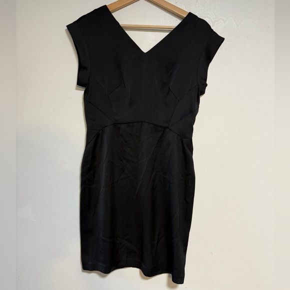 Allsaints AllSaints Black Cap Sleeve V-Neck Dress Size Small Size S / US 4 / IT 40 - 2 Thumbnail