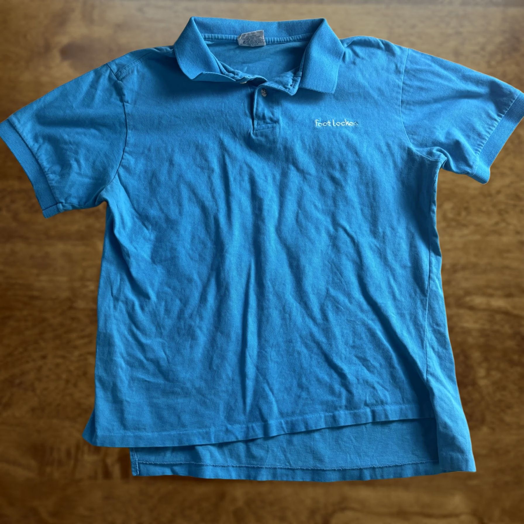 Vintage VINTAGE Willow-Pointe Sportswear Foot Locker Polo Shirt Mens Small Blue Embroidered 90s Casual Shirt Size US S / EU 44-46 / 1 - 1 Thumbnail