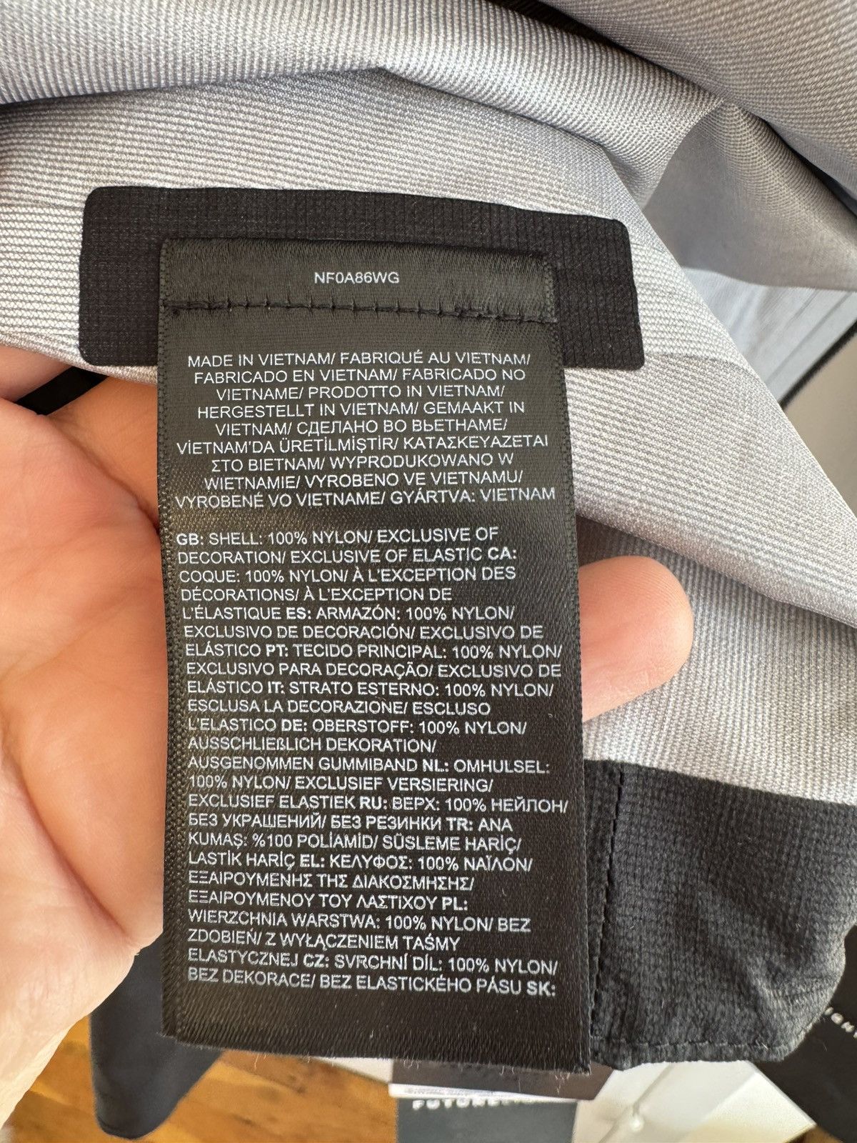 The North Face North Face Summit Superior Futurelight GoreTex Jacket Men XL Size US XL / EU 56 / 4 - 8 Thumbnail