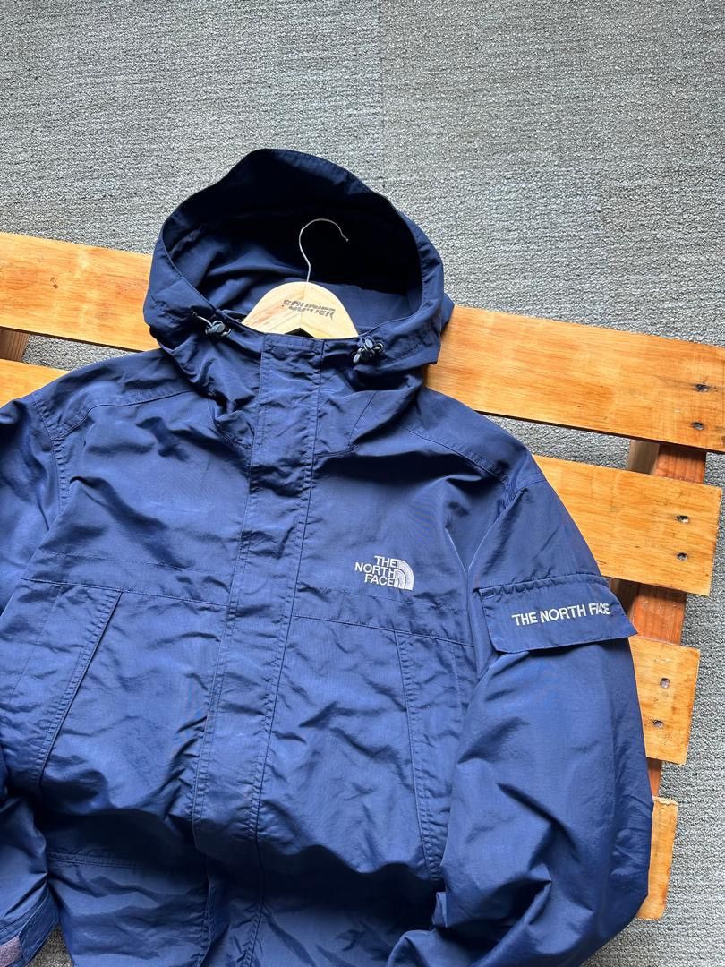 The North Face THE NORTH FACE SIDE POCKET GORPCORE Size US XL / EU 56 / 4 - 3 Thumbnail