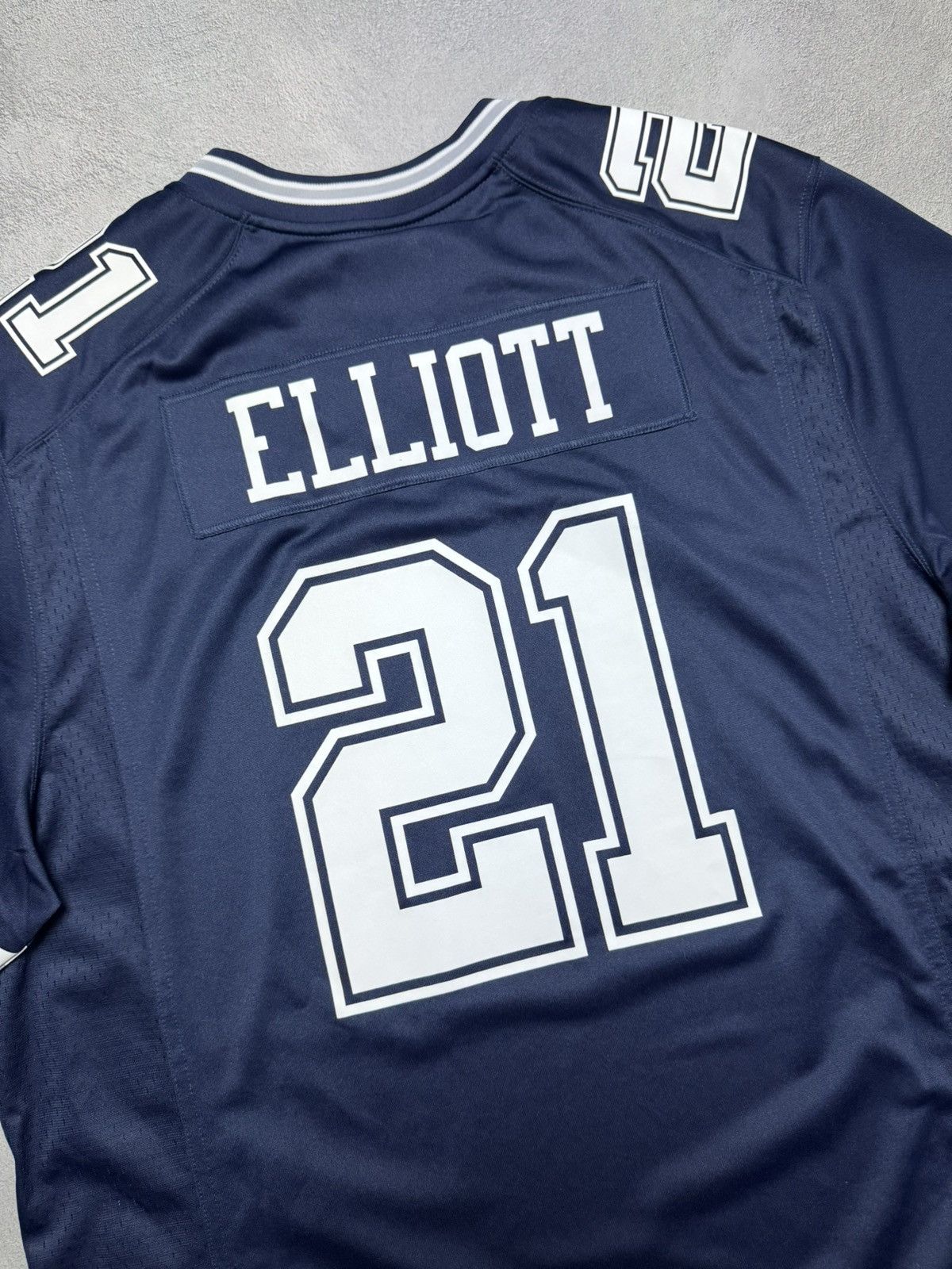 Nike Nike Dellas Cowboys Ezekiel Elliot #21 NFL Shirt Jersey Size US XL / EU 56 / 4 - 10 Thumbnail