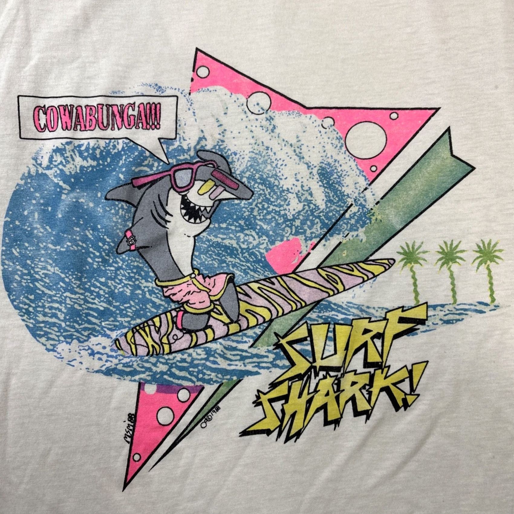 Vintage VINTAGE 1988 T Shark Surf Shark T Shirt Medium Beach White Mens M Graphic Surfer Theme 90s? Size US M / EU 48-50 / 2 - 7 Thumbnail