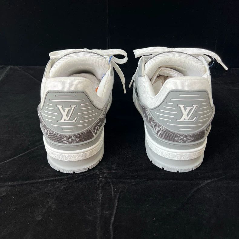 Louis Vuitton Louis Vuitton Trainer Sneakers Size US 7 / EU 40 - 5 Thumbnail