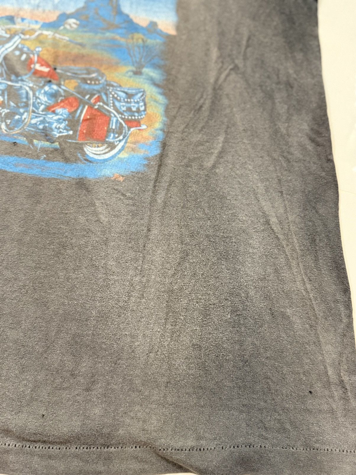Harley Davidson Thrashed Vintage 90s Indian Motocycle Sun Faded Tee Size US XL / EU 56 / 4 - 15 Thumbnail